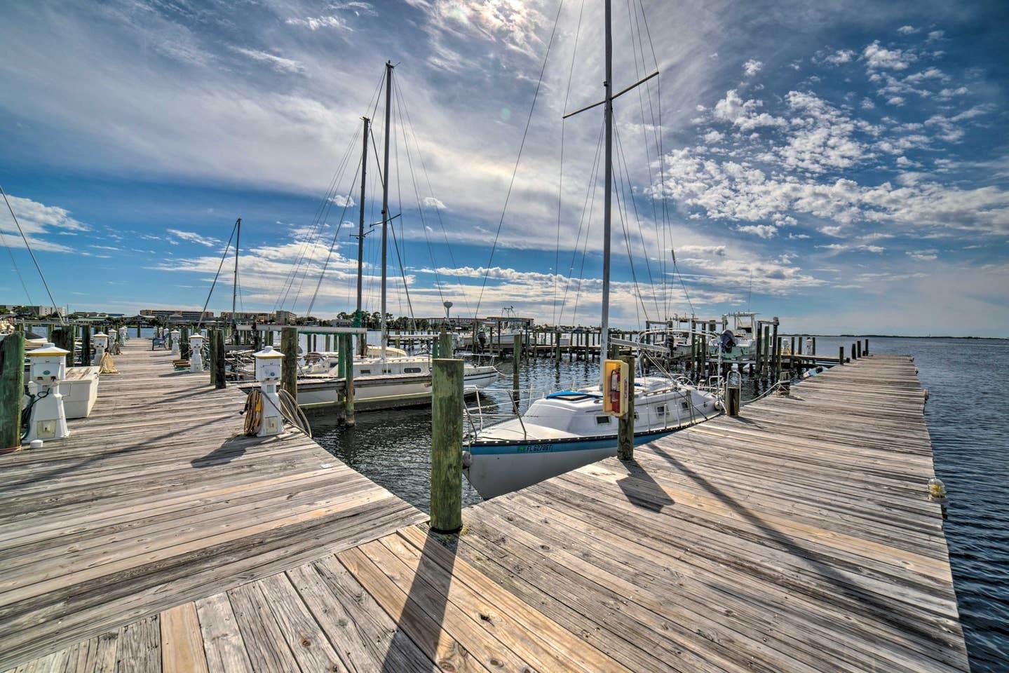 PIRATES BAY PH 1 - Residential