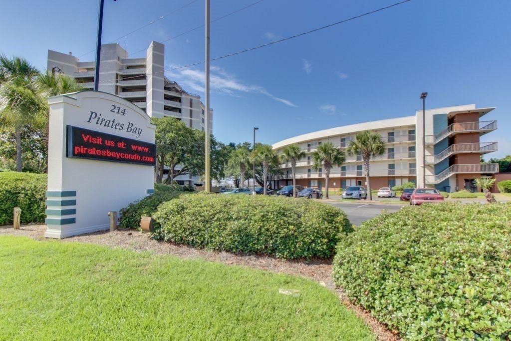 PIRATES BAY PH 1 - Residential