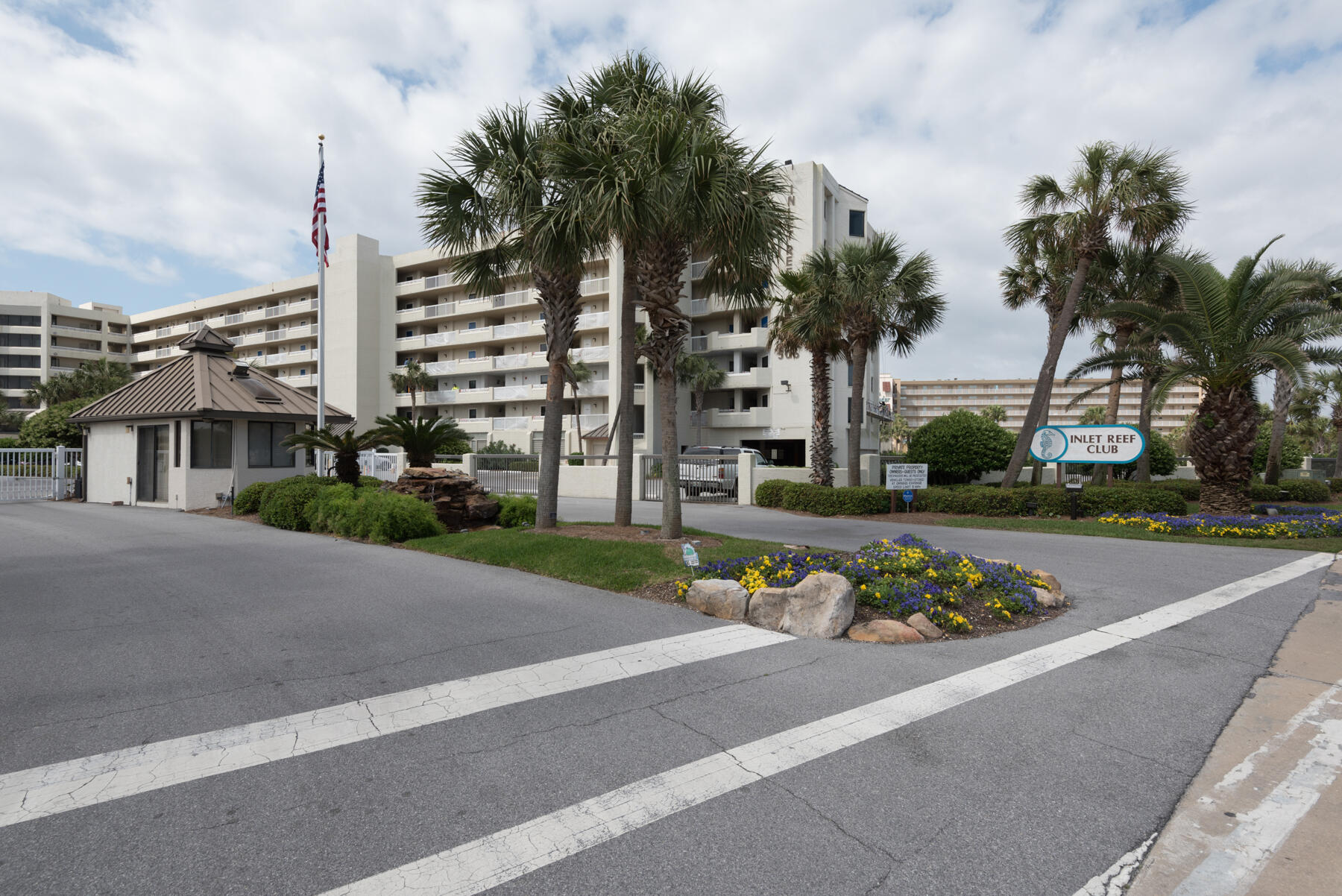 INLET REEF CLUB CONDO - Residential