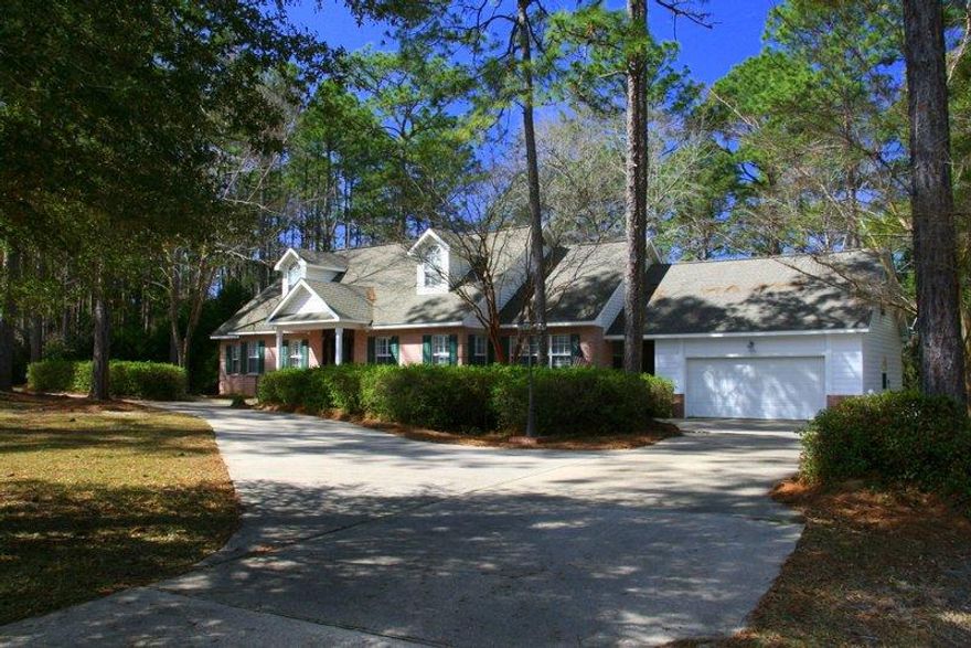 THIS 4 BEDROOM 4 BATH CUSTOM BUILT HOME SITS ON OVER AN ACRE LOT IN ONE OF DEFUNIAK SPRINGS PREMIER SUBDIVISIONS. THIS HOME FEATURES LARGE CROWN MOLDING AND BASEBOARDS ALONG WITH DENTAL TOOTH TRIM IN LIVING ROOM ALONG WITH SPORTING 10' CEILINGS.CUSTOM BUILT ENTRTAINMENT CENTER IN LIVING ROOM. #1 OAK HARWOOD FLOORING THROUGHOUT HOUSE WITH WHITE TILE IN BATHROOMS.HIS AND HER MASTER BATH ALONG WITH DECK IN MASTER BEDROOM. SIMPLY PUT THIS HOUSE IS SPACIOUS AND BUILT FOR ENTERTAINING FAMILY AND GUESTS. YOU WONT BE DISSAPOINTED. BUYER TO VERIFY ALL SQUARE FOOTAGE AND DIMENSIONS.