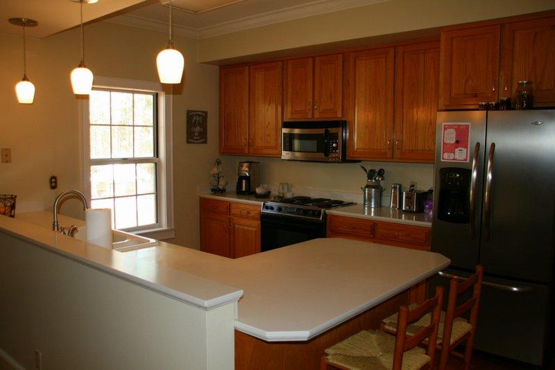 PINE SHORES - Residential