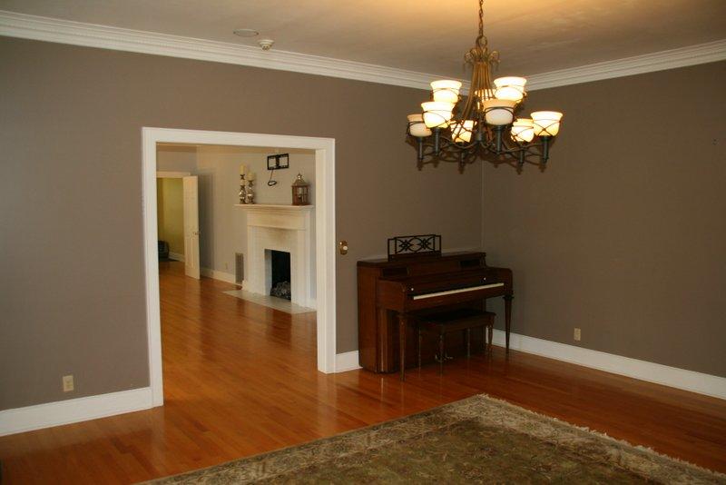 PINE SHORES - Residential