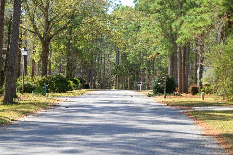 PINE SHORES - Residential