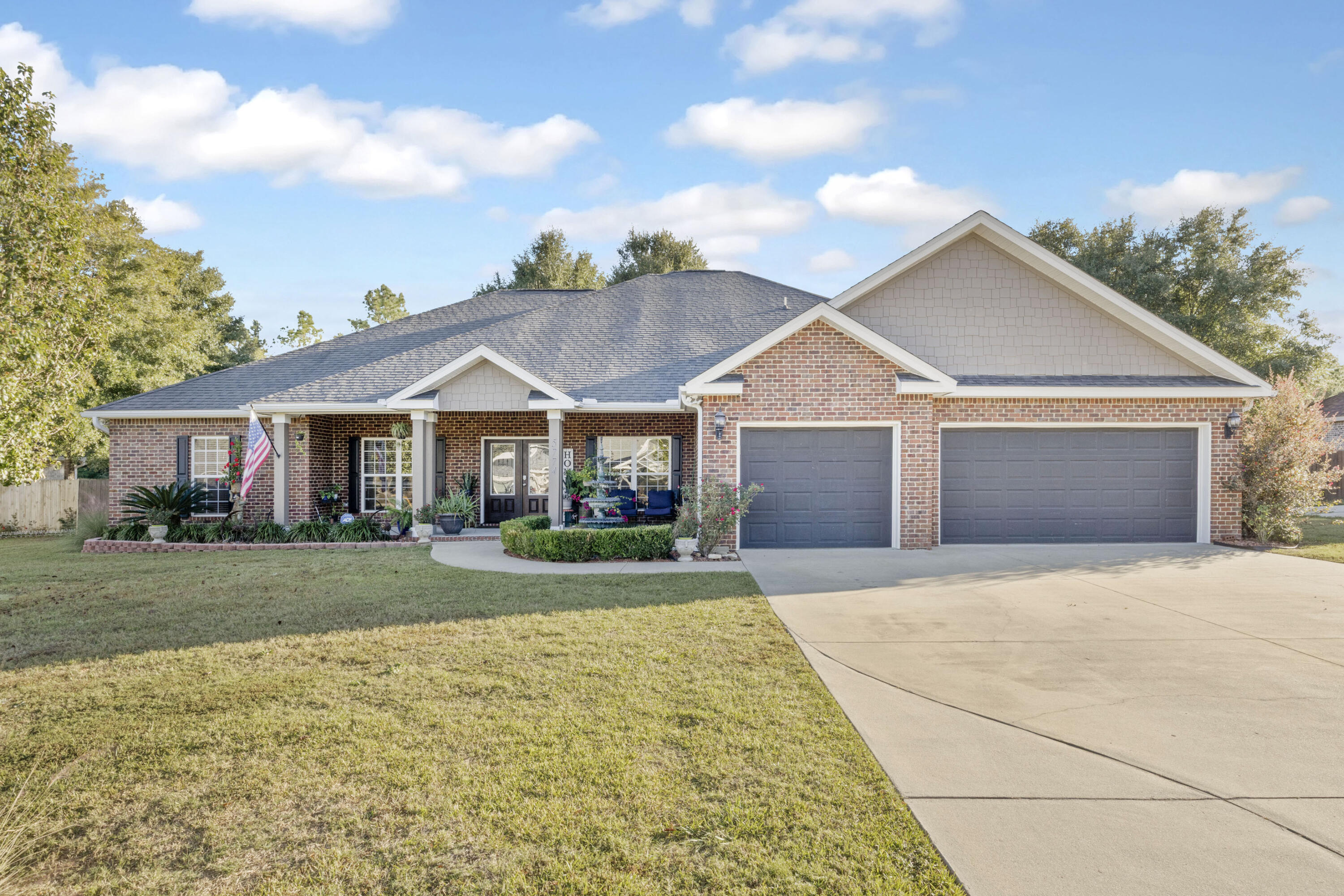 5774 Wayne Rogers Road