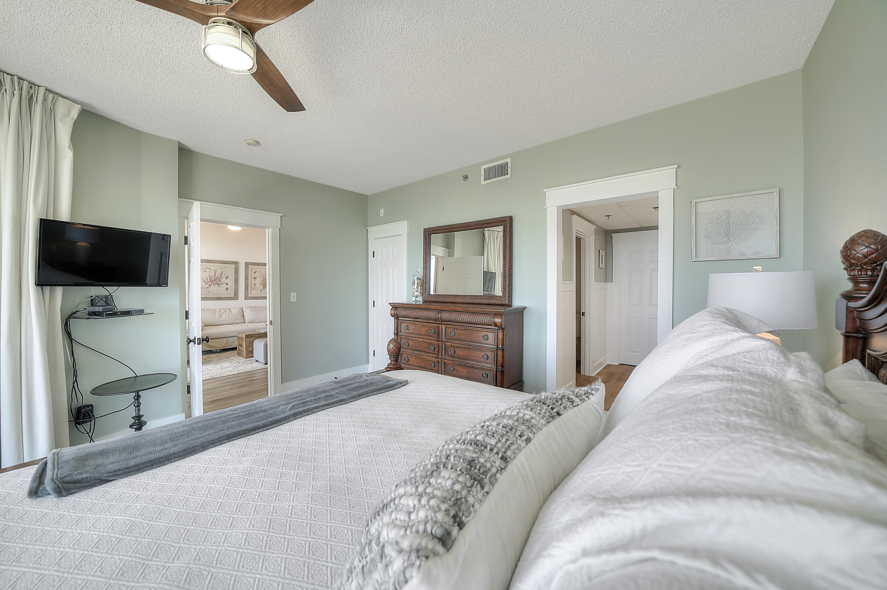 HIGH POINTE RESORT CONDO - Residential