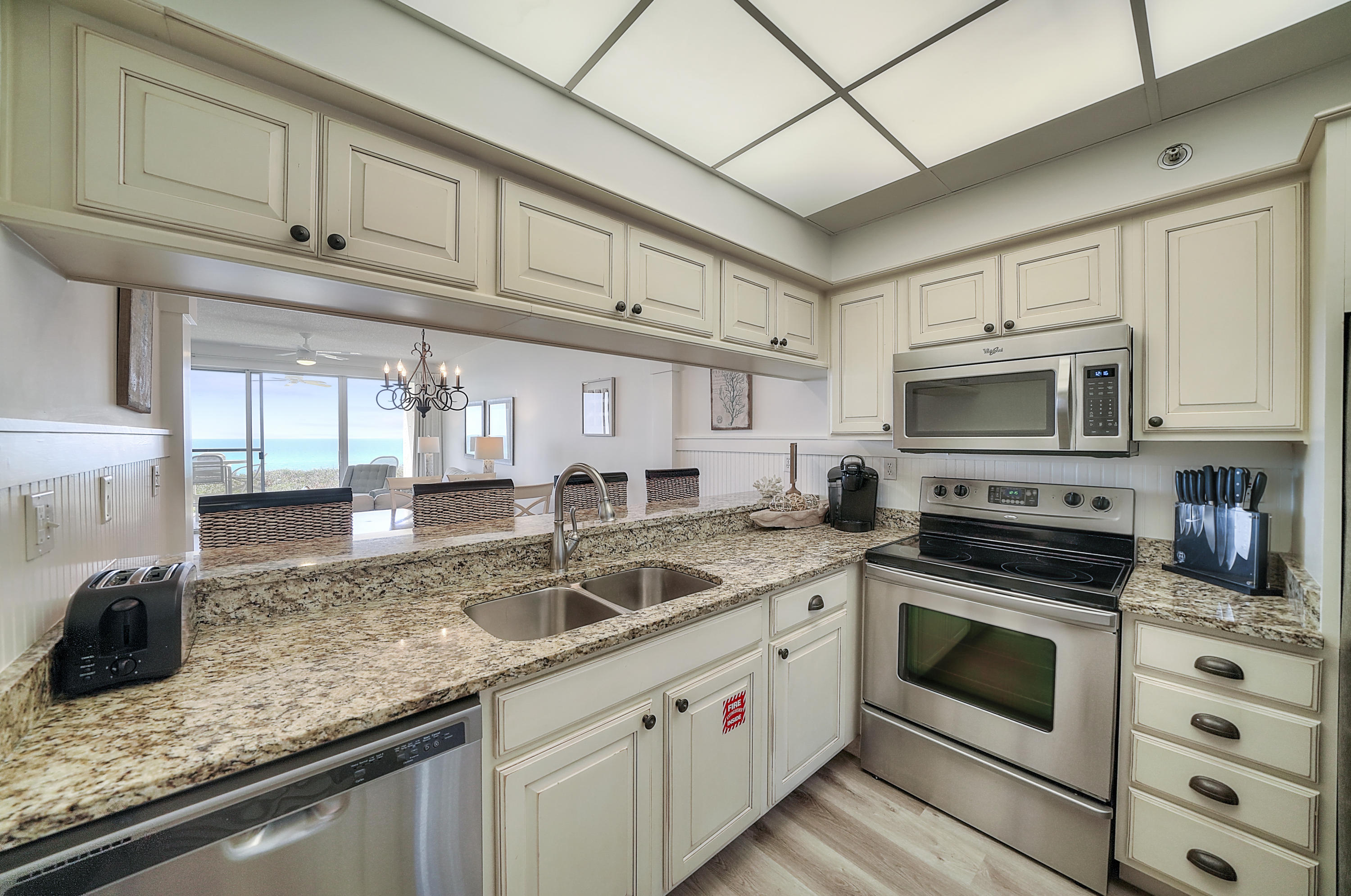 HIGH POINTE RESORT CONDO - Residential