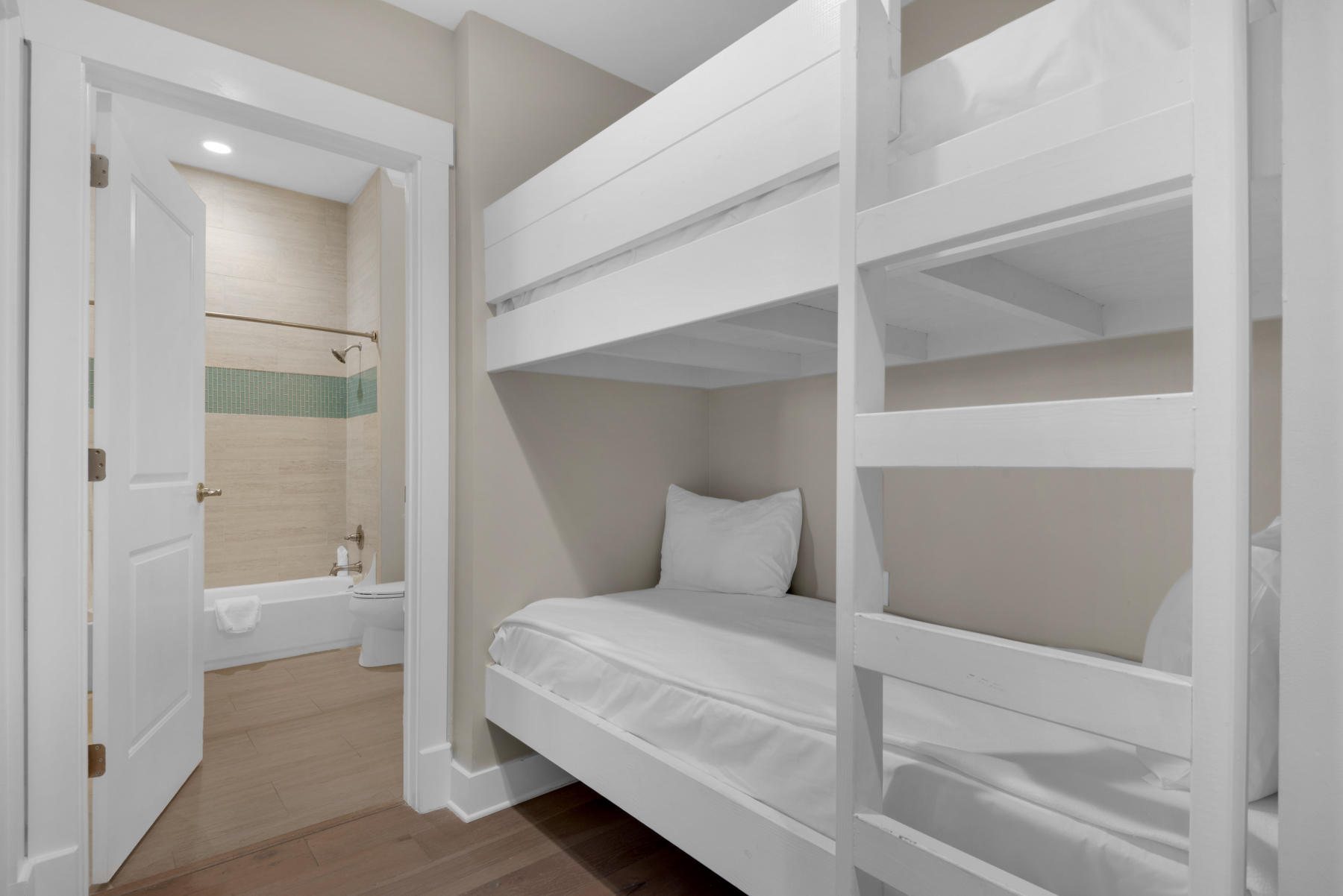 HENDERSON LOFTS - Residential