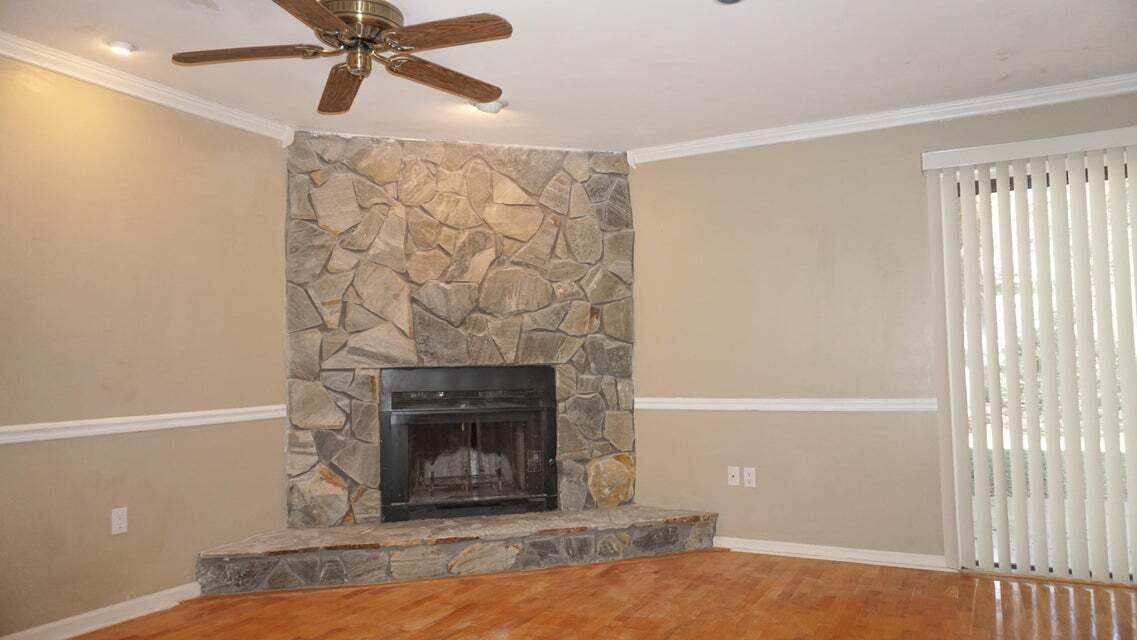 ROCKY BAYOU T/H - Residential Lease