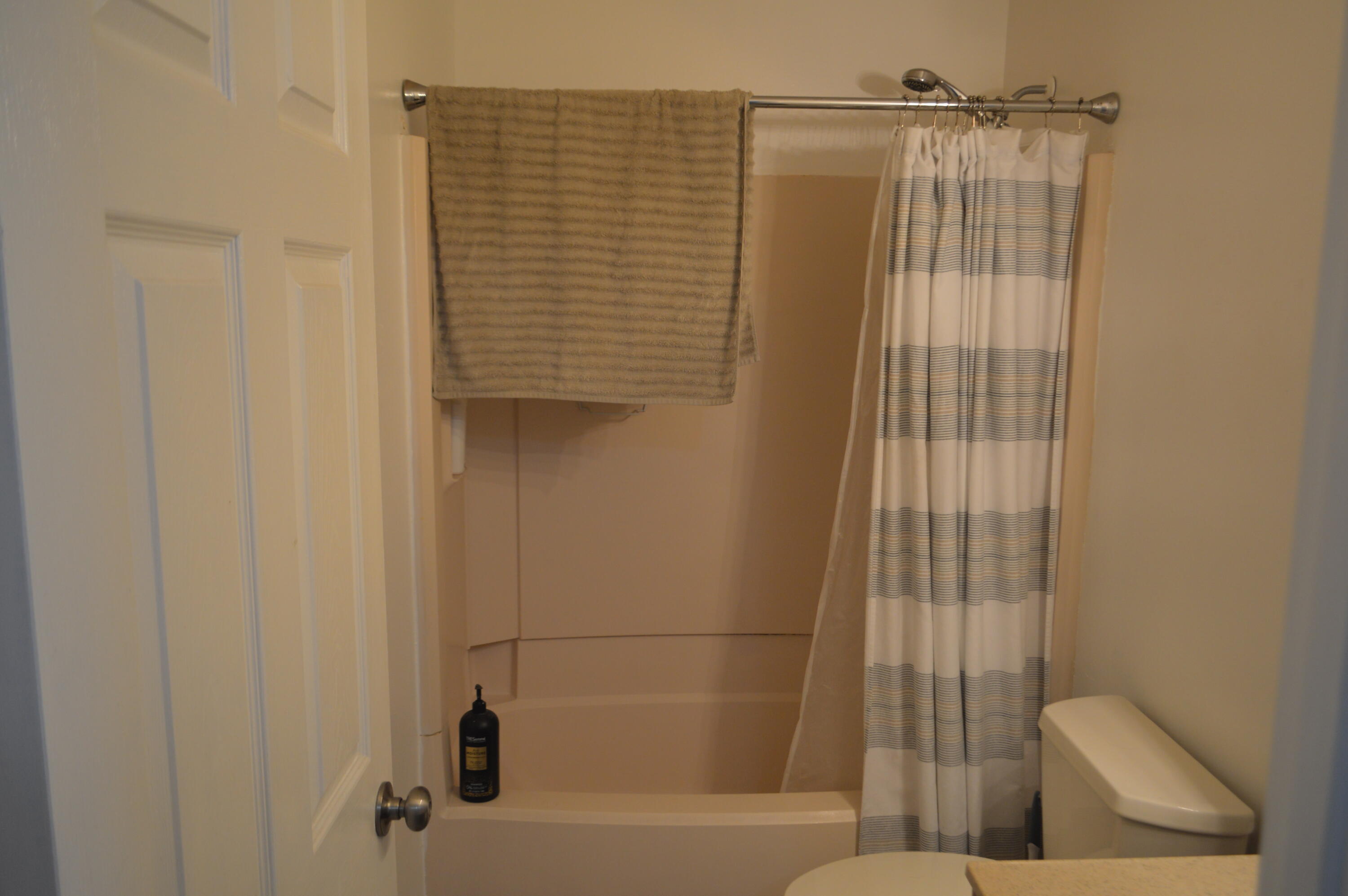 BROWNSVILLE STATION 3 - Residential Lease