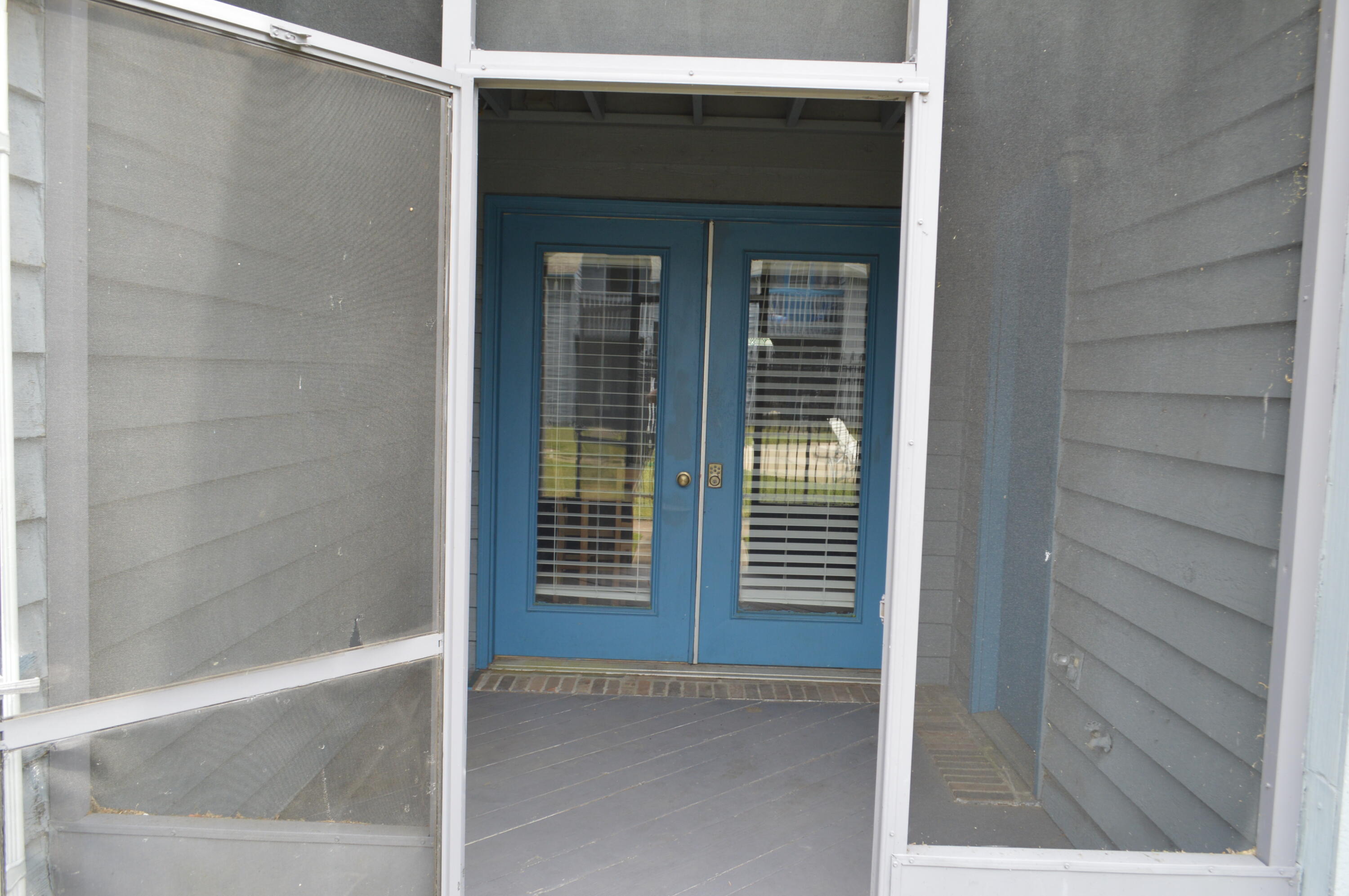 BROWNSVILLE STATION 3 - Residential Lease