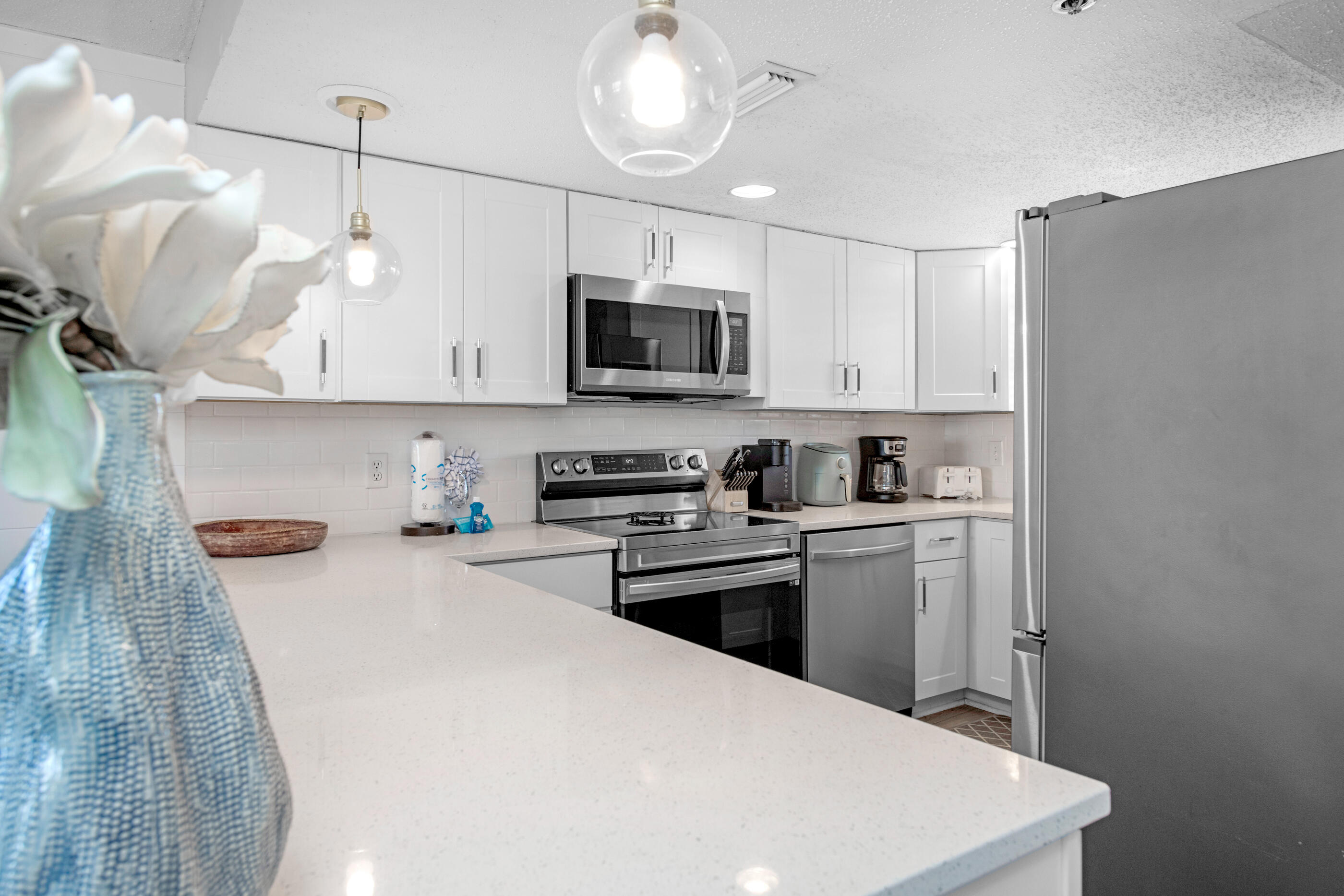 SUNDESTIN INTERNATIONAL CONDO - Residential
