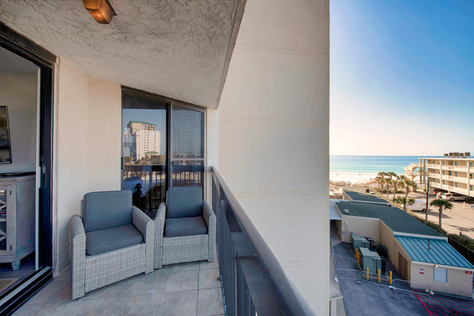SUNDESTIN INTERNATIONAL CONDO - Residential