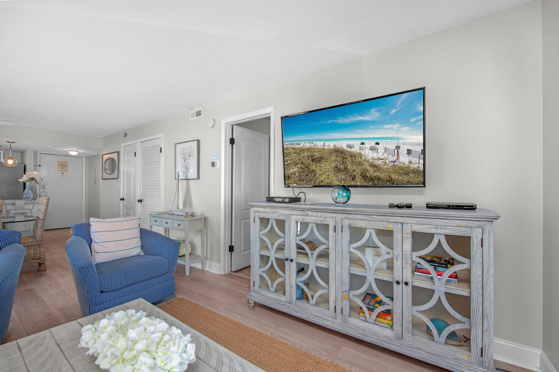 SUNDESTIN INTERNATIONAL CONDO - Residential