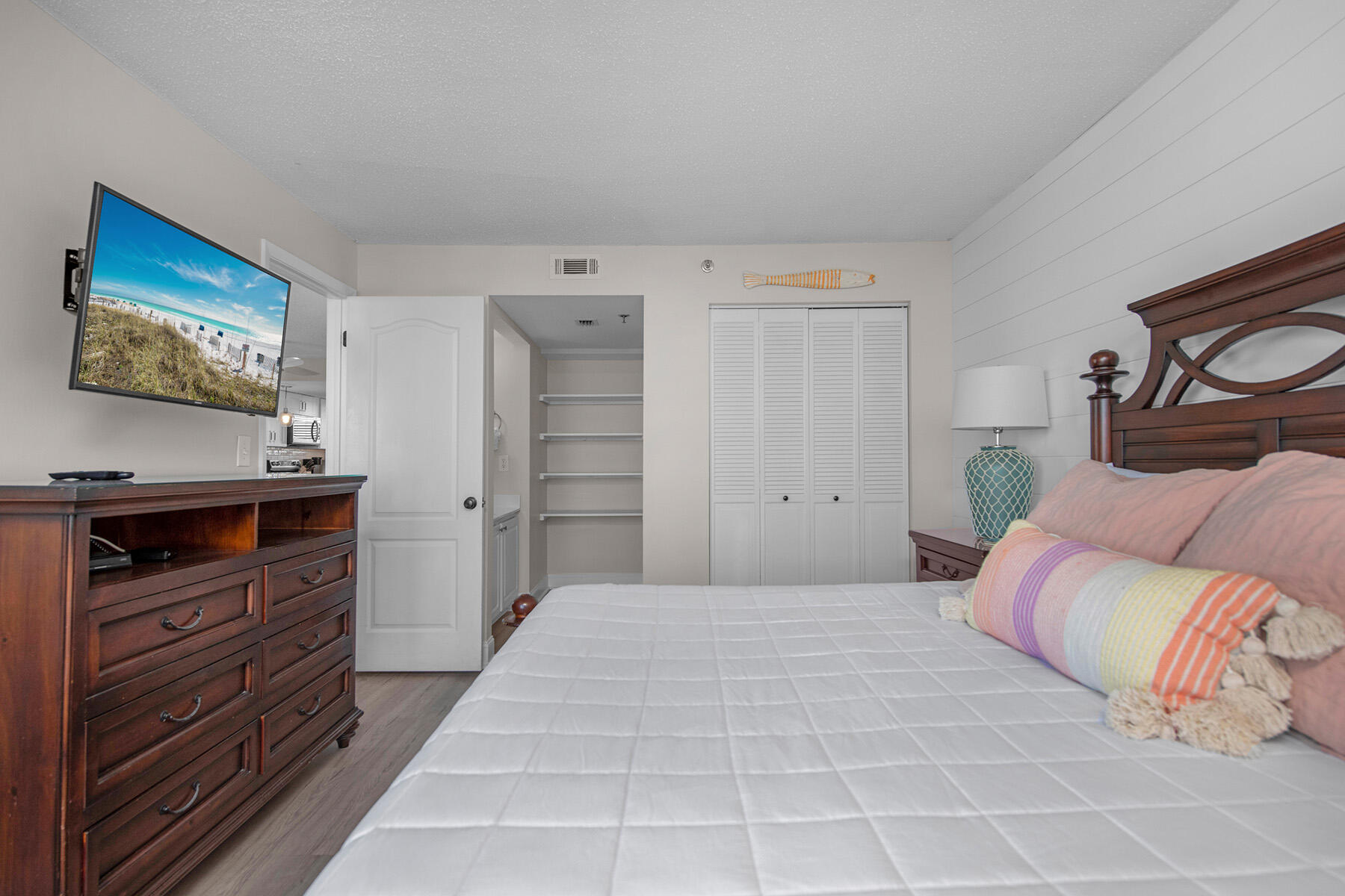 SUNDESTIN INTERNATIONAL CONDO - Residential