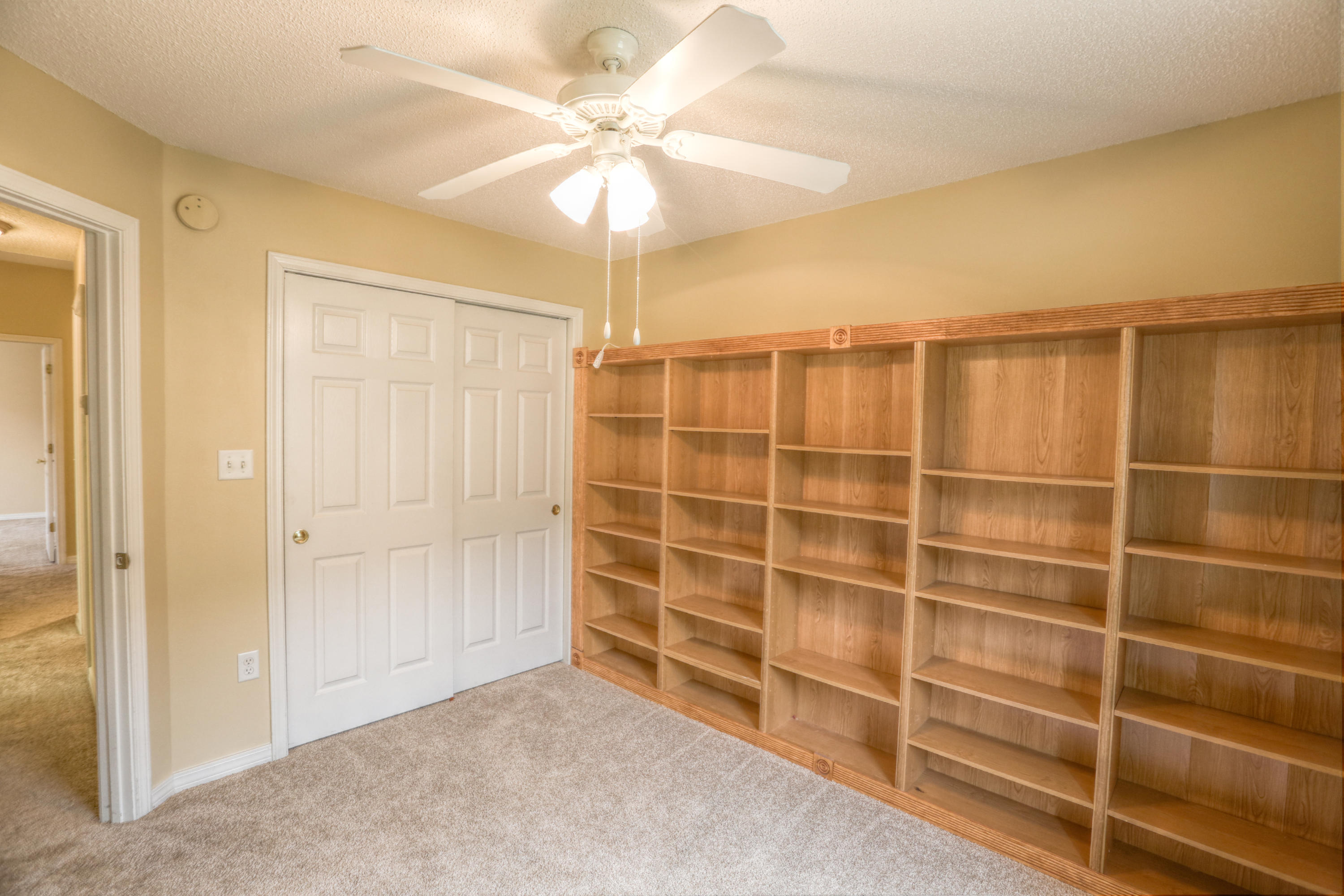 Pine Knoll - Residential