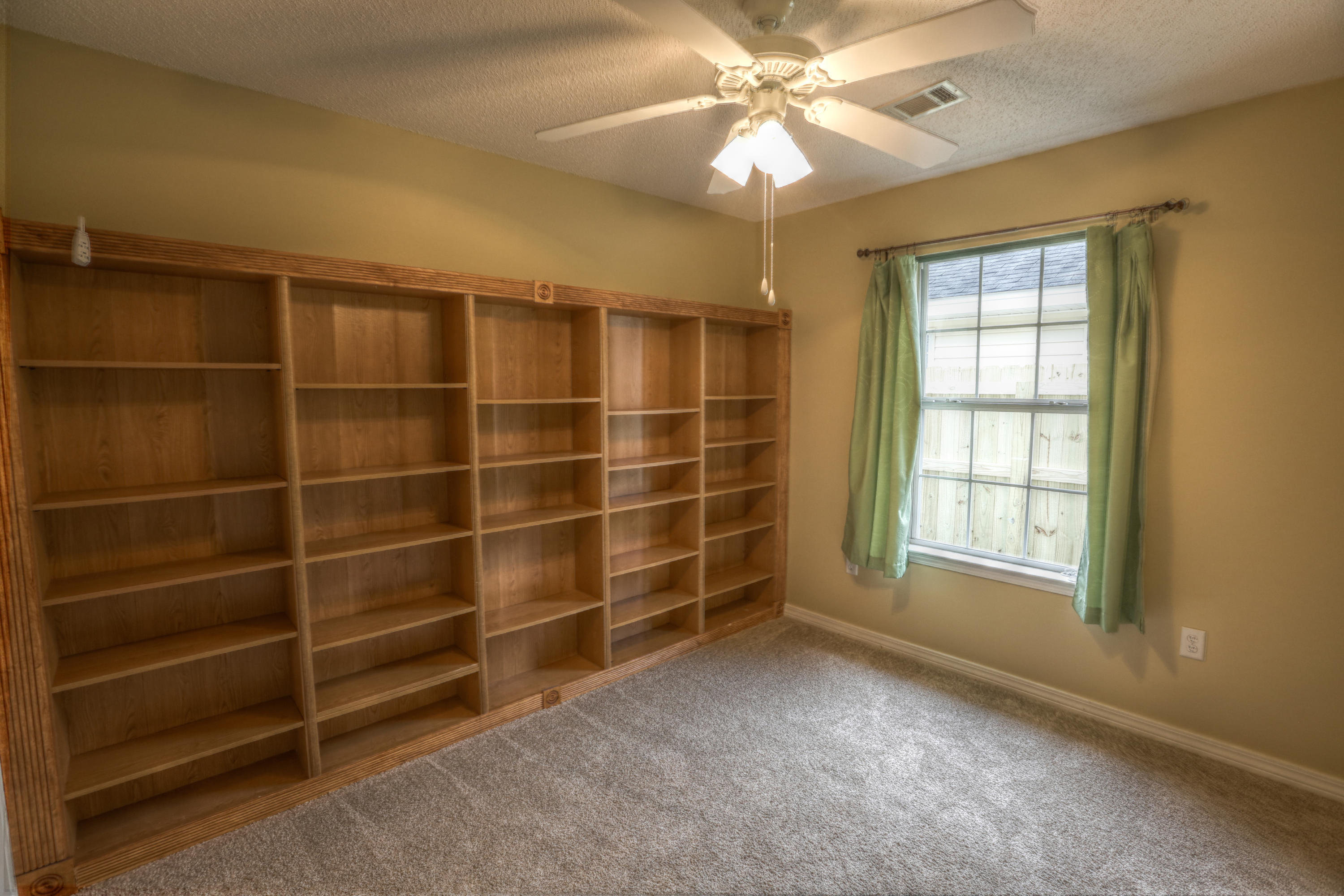 Pine Knoll - Residential