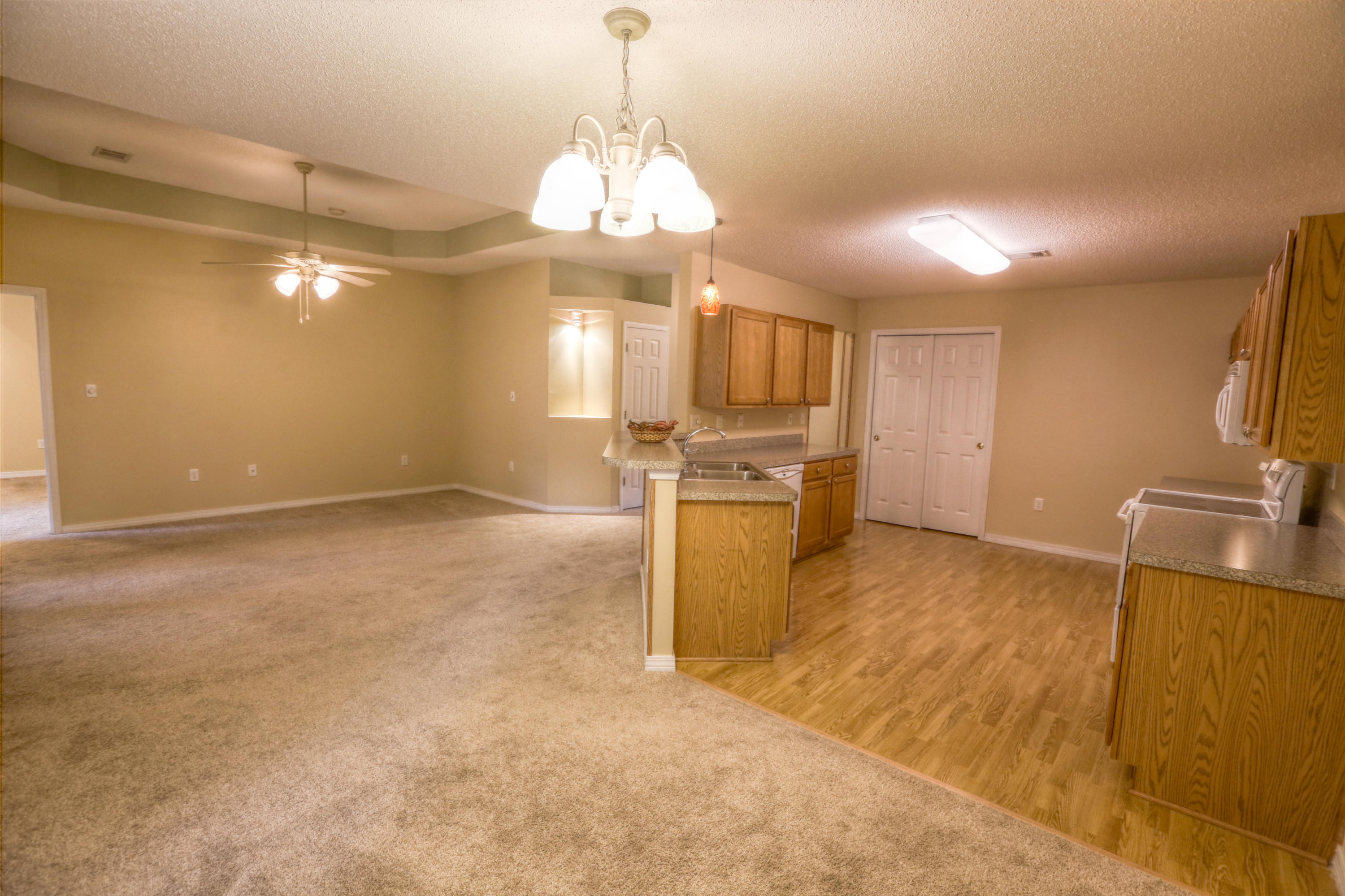 Pine Knoll - Residential