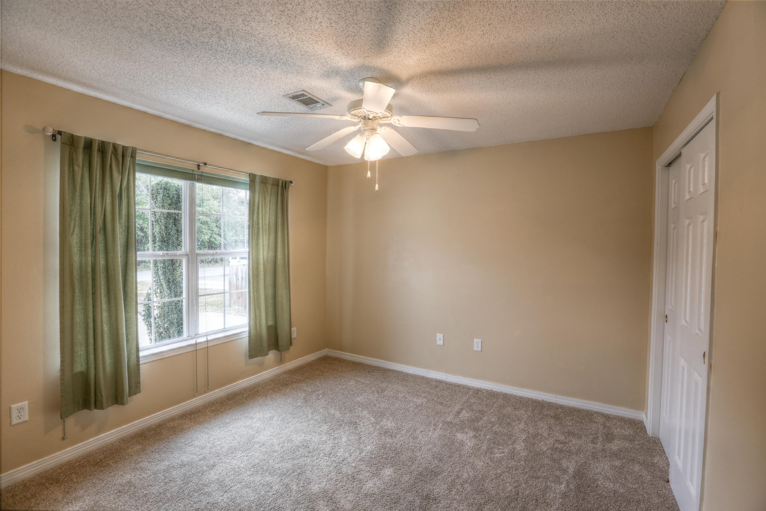 Pine Knoll - Residential