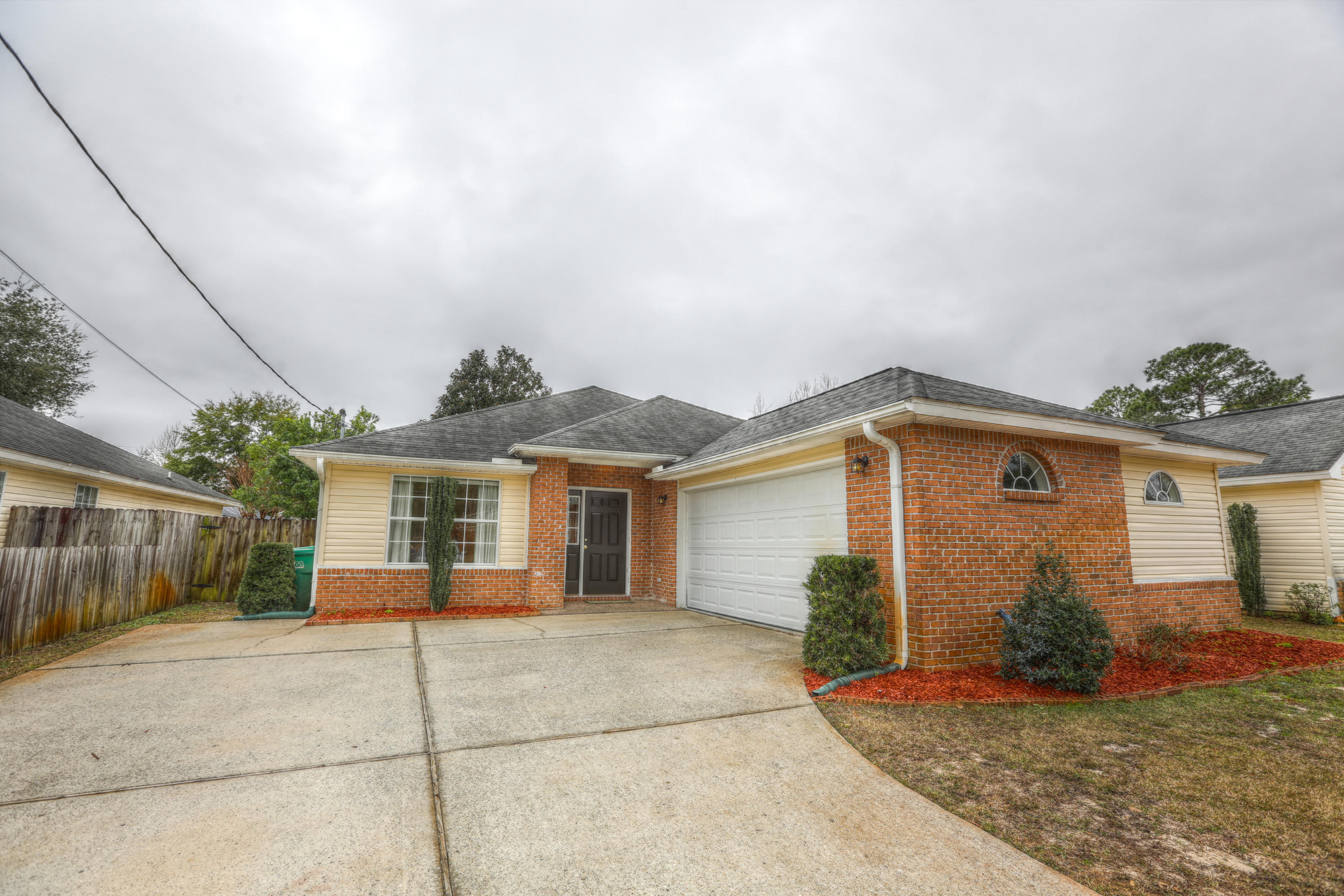 Pine Knoll - Residential