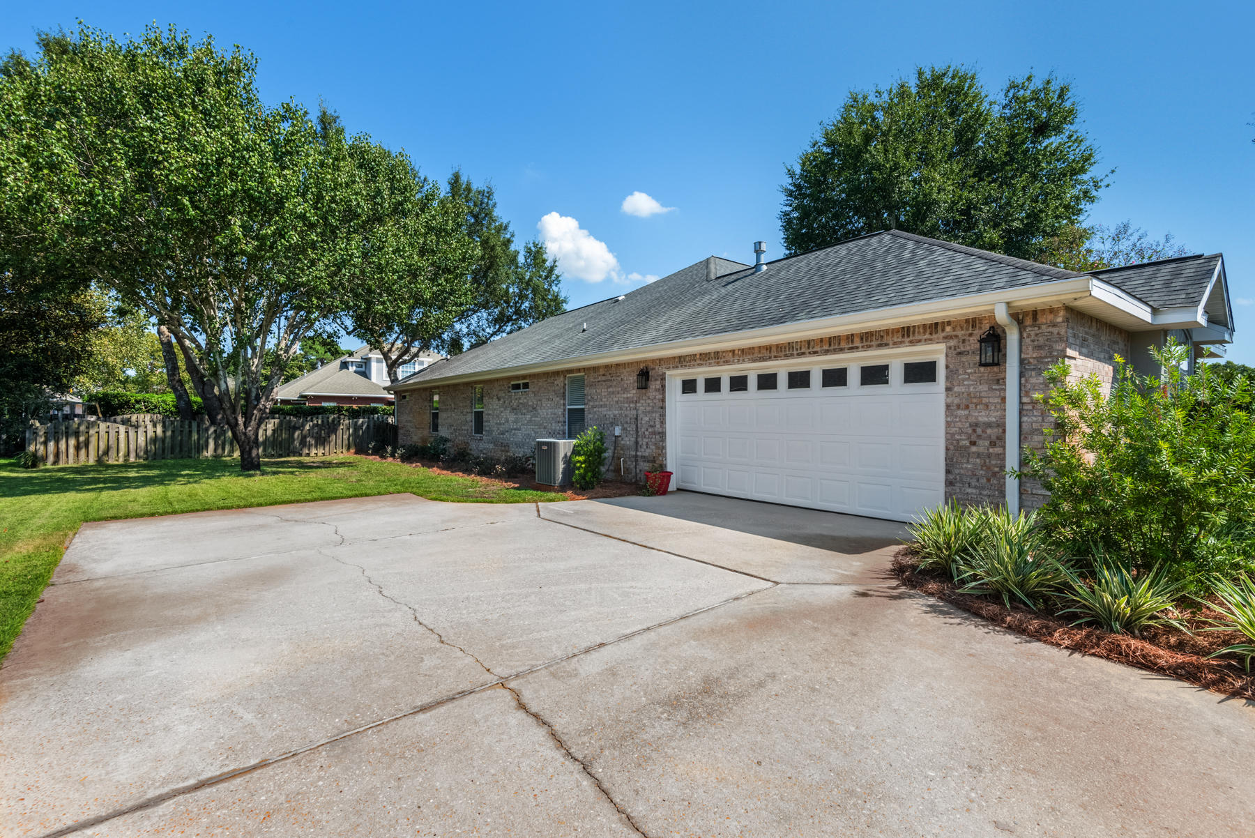 MAGNOLIA PLANTATION AT BLUEWATER BAY - Residential