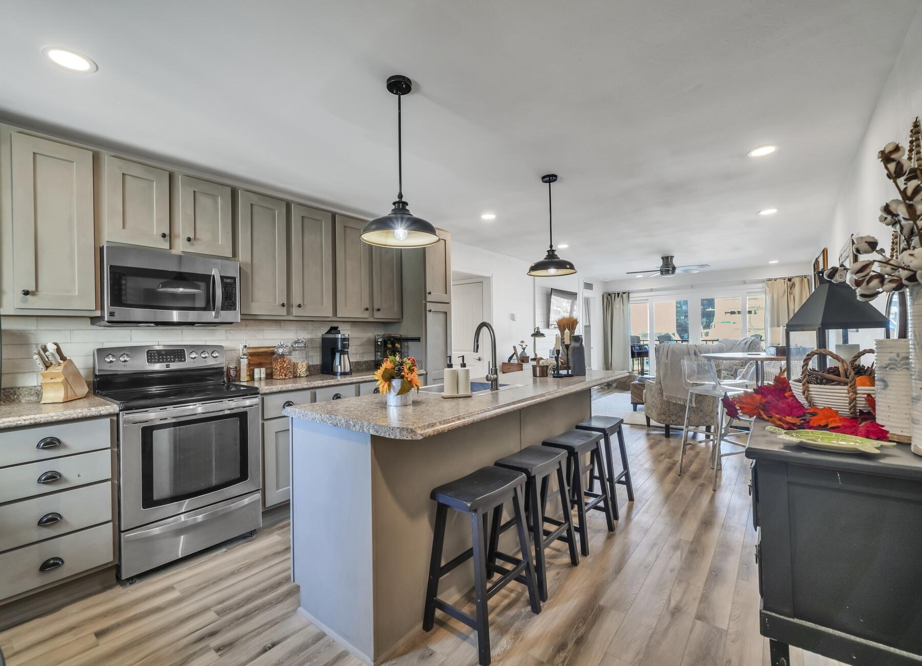 HOLIDAY HARBOR CONDO - Residential