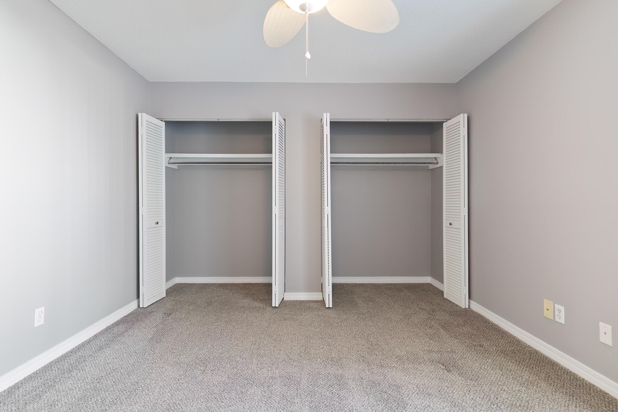 FINISTERRA CONDO - Residential