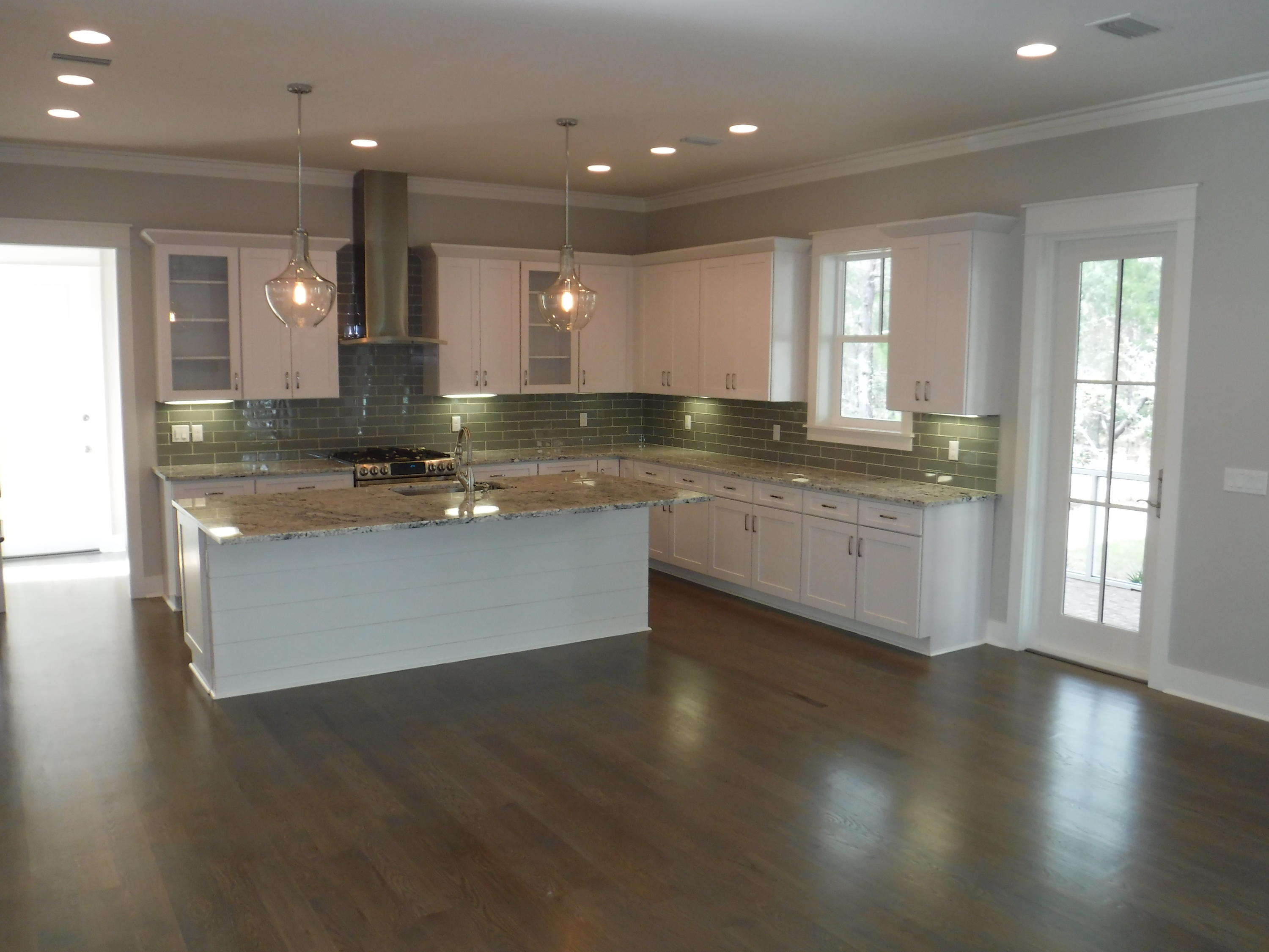 FOREST LAKES - Residential