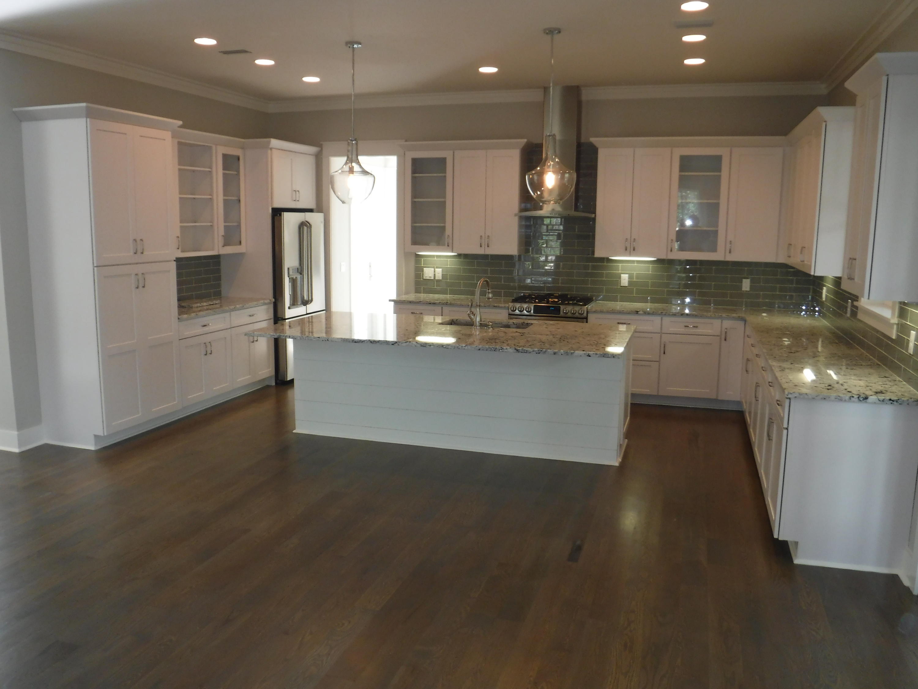 FOREST LAKES - Residential