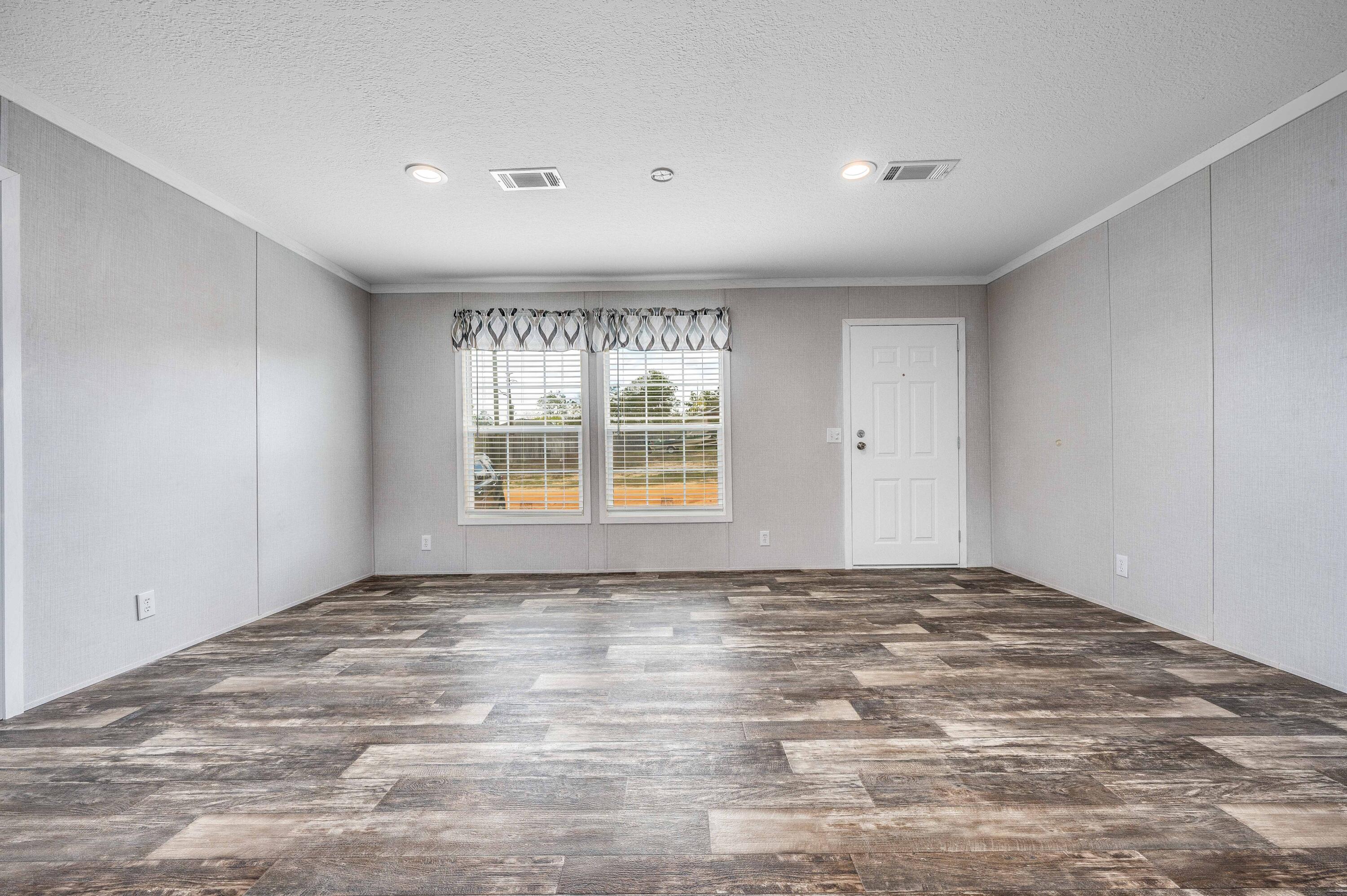 THE PINES - Residential