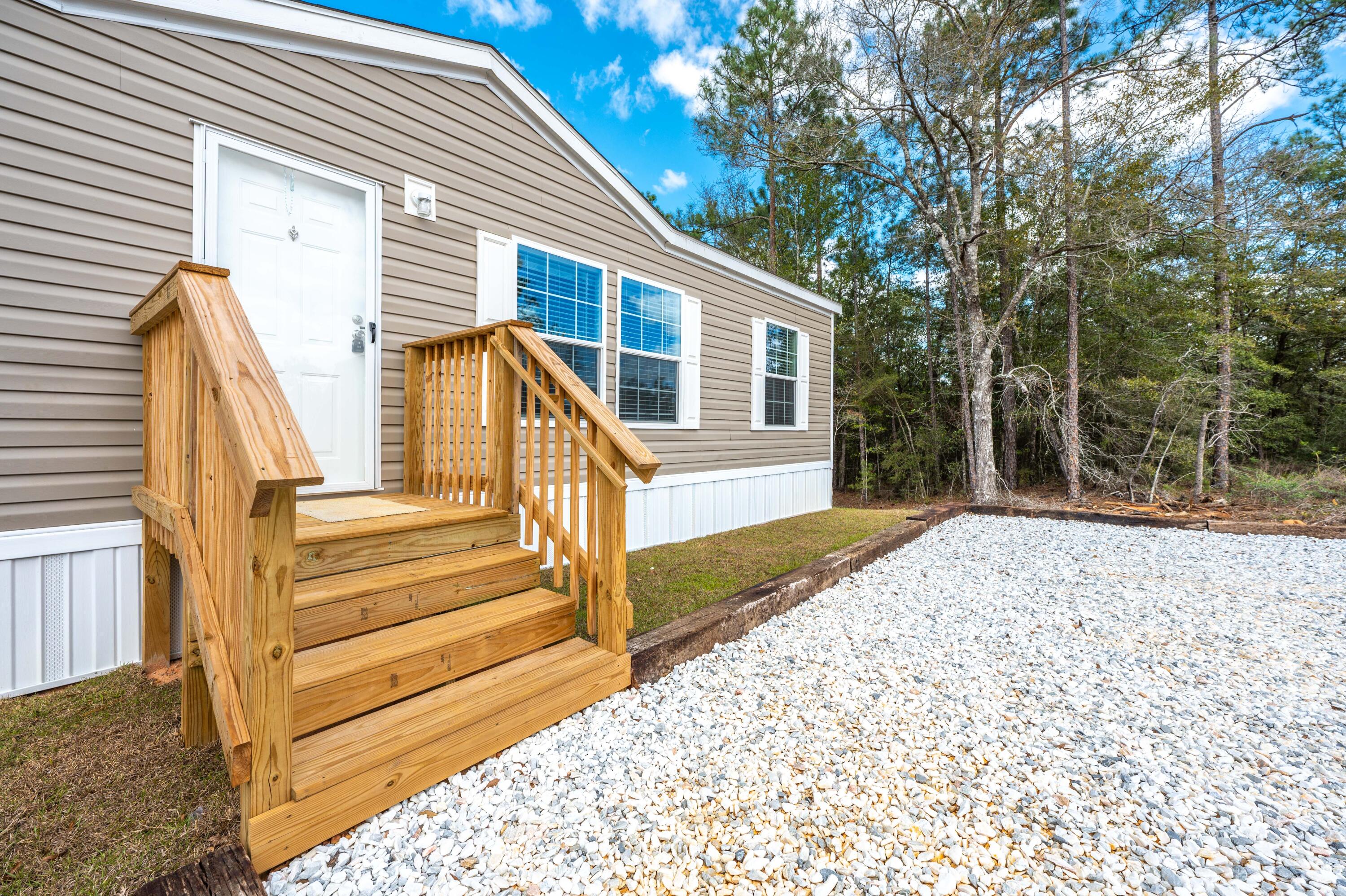 THE PINES - Residential