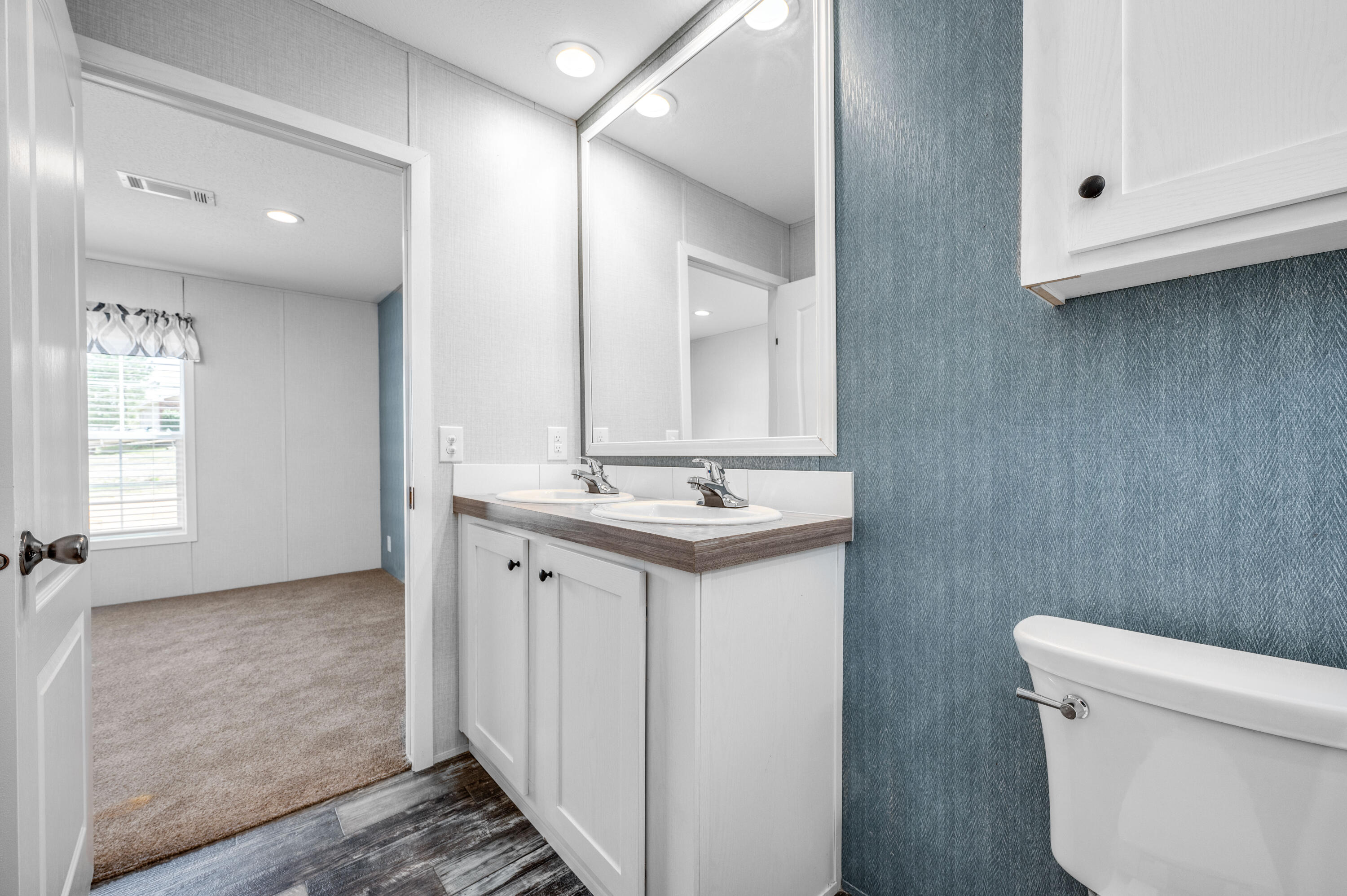 THE PINES - Residential