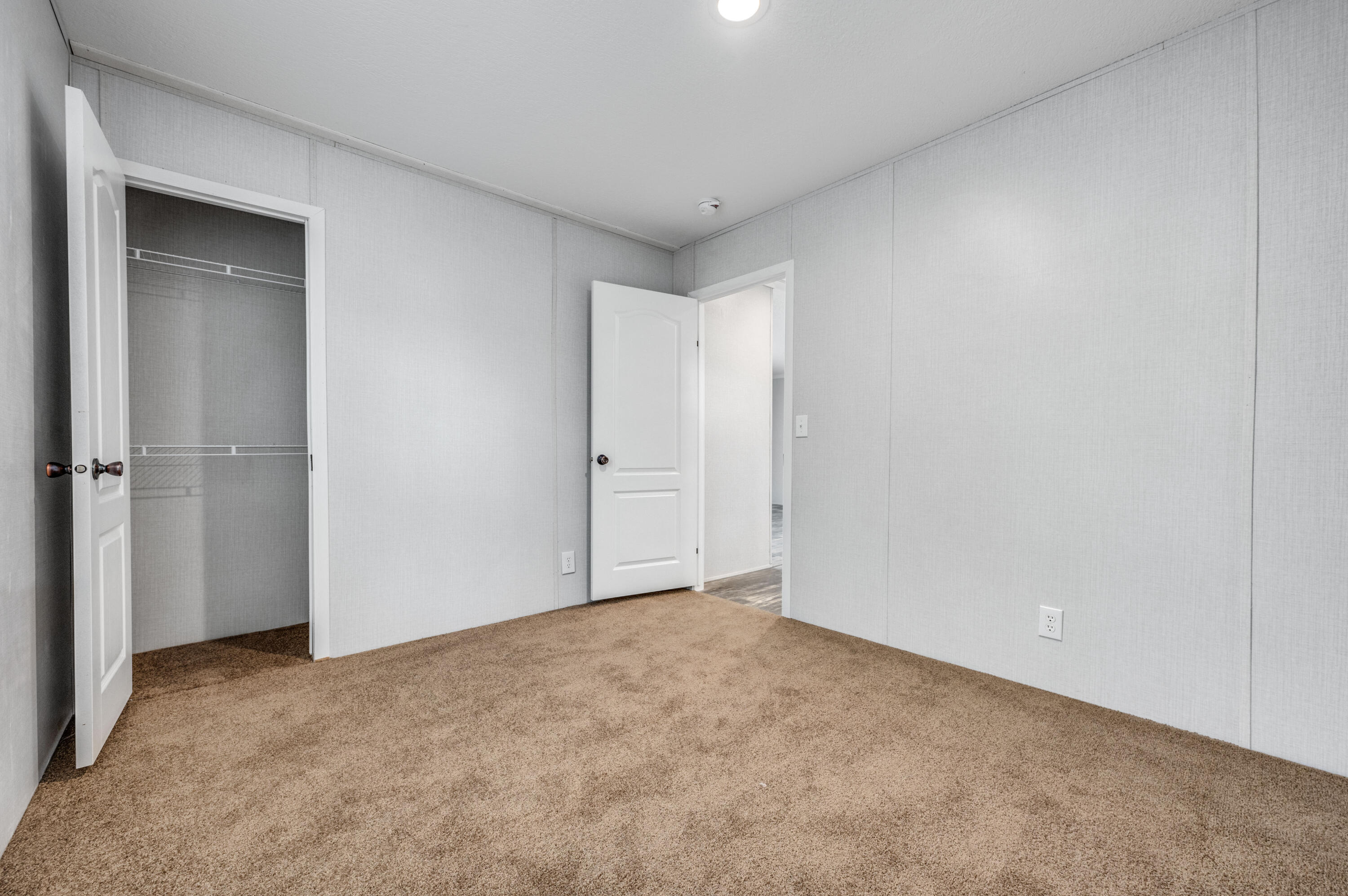 THE PINES - Residential