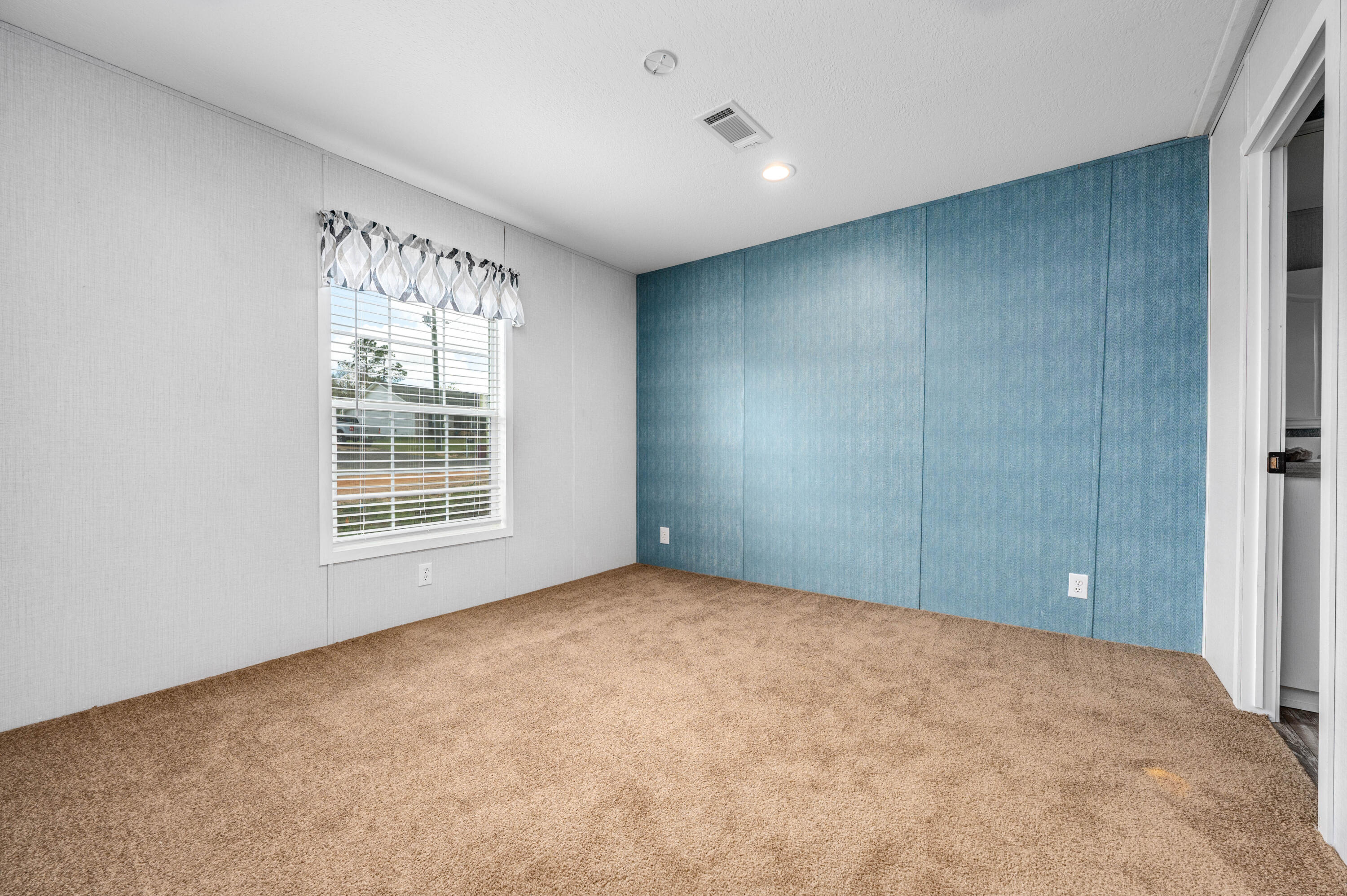 THE PINES - Residential