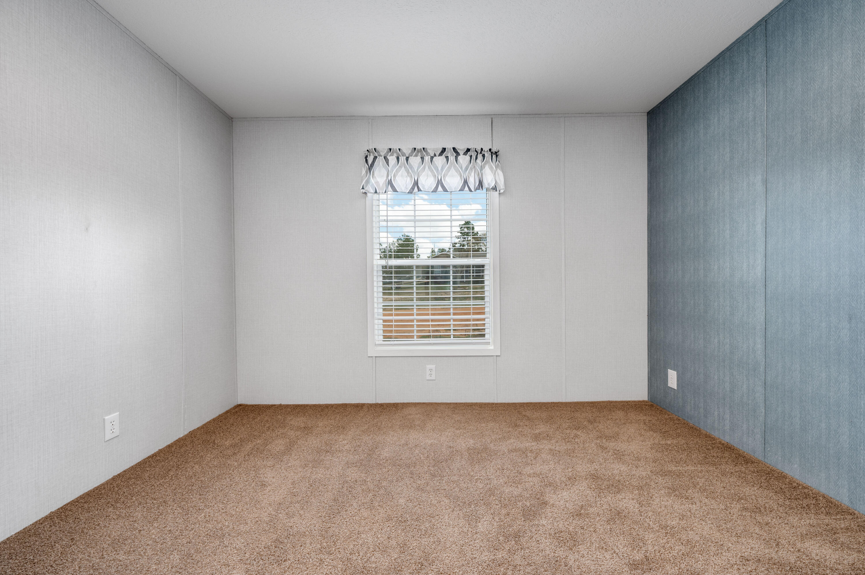 THE PINES - Residential