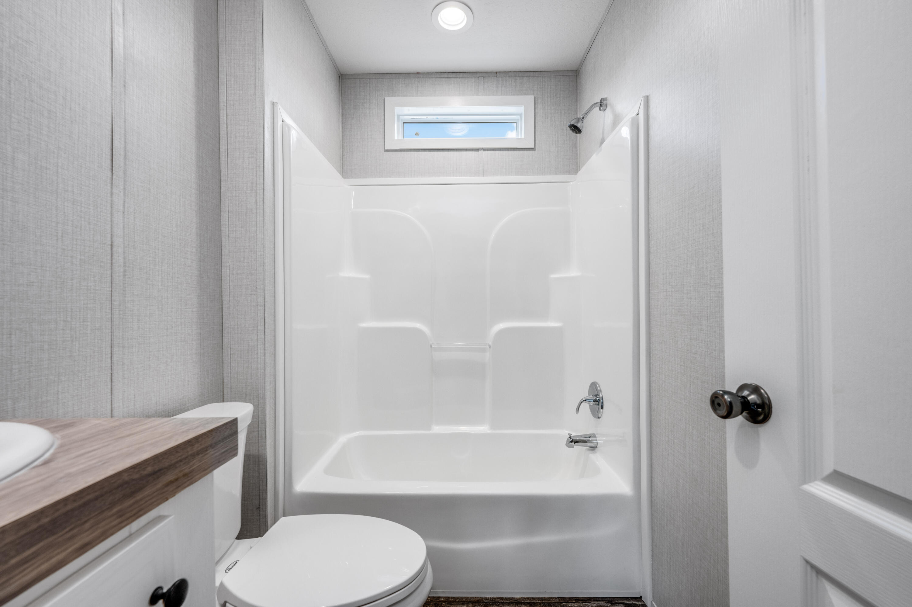 THE PINES - Residential