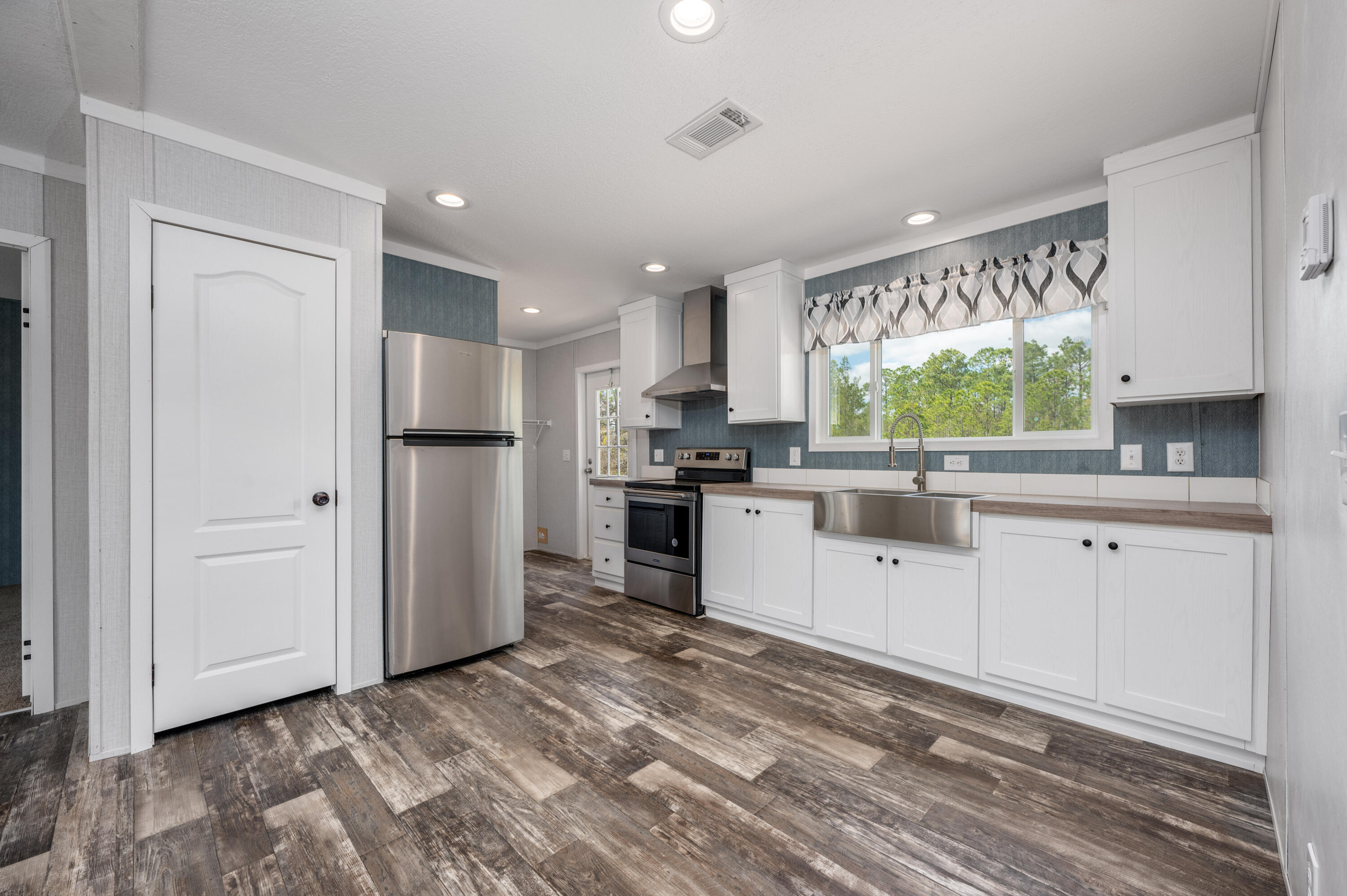 THE PINES - Residential