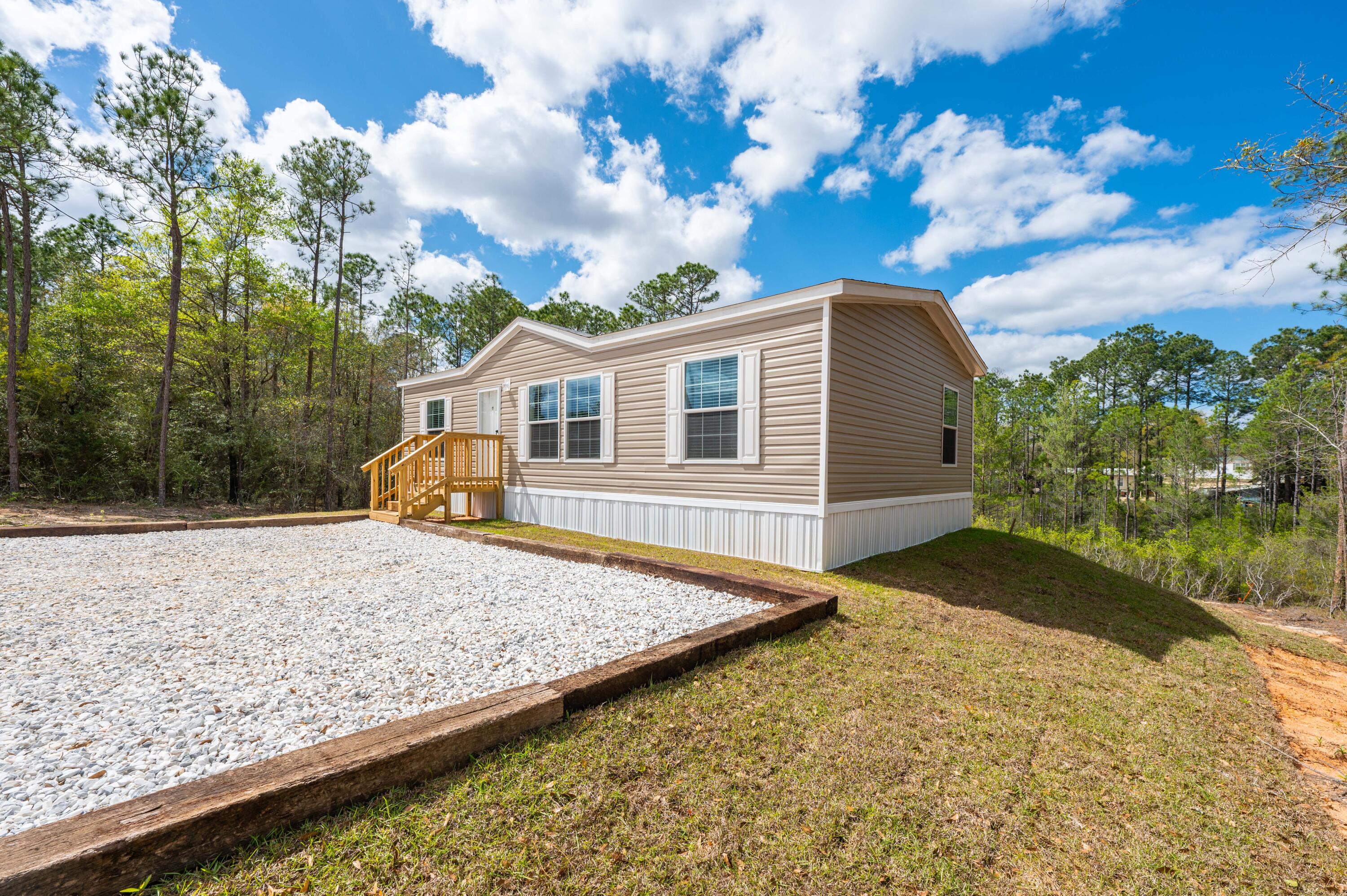 THE PINES - Residential