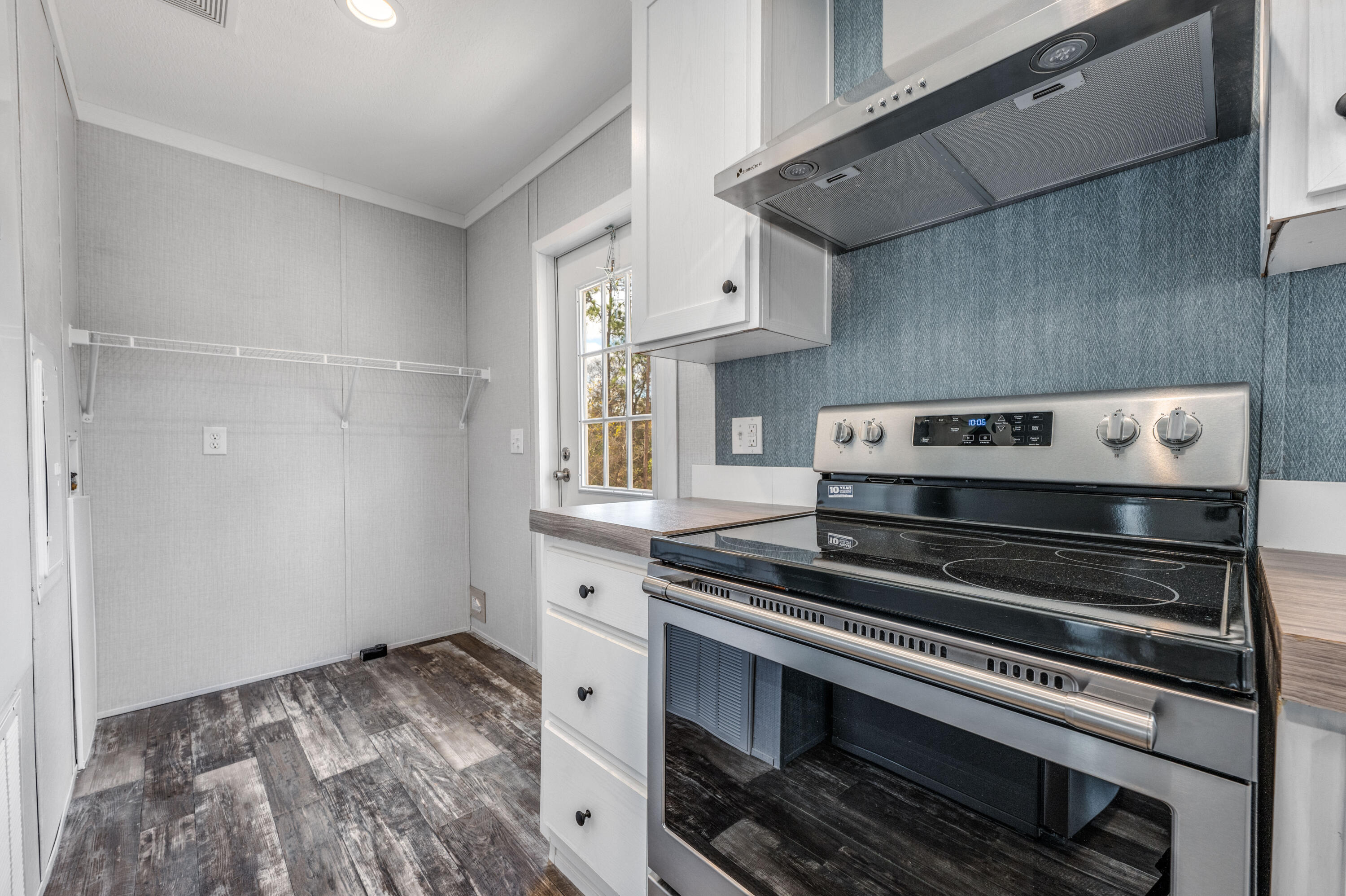 THE PINES - Residential