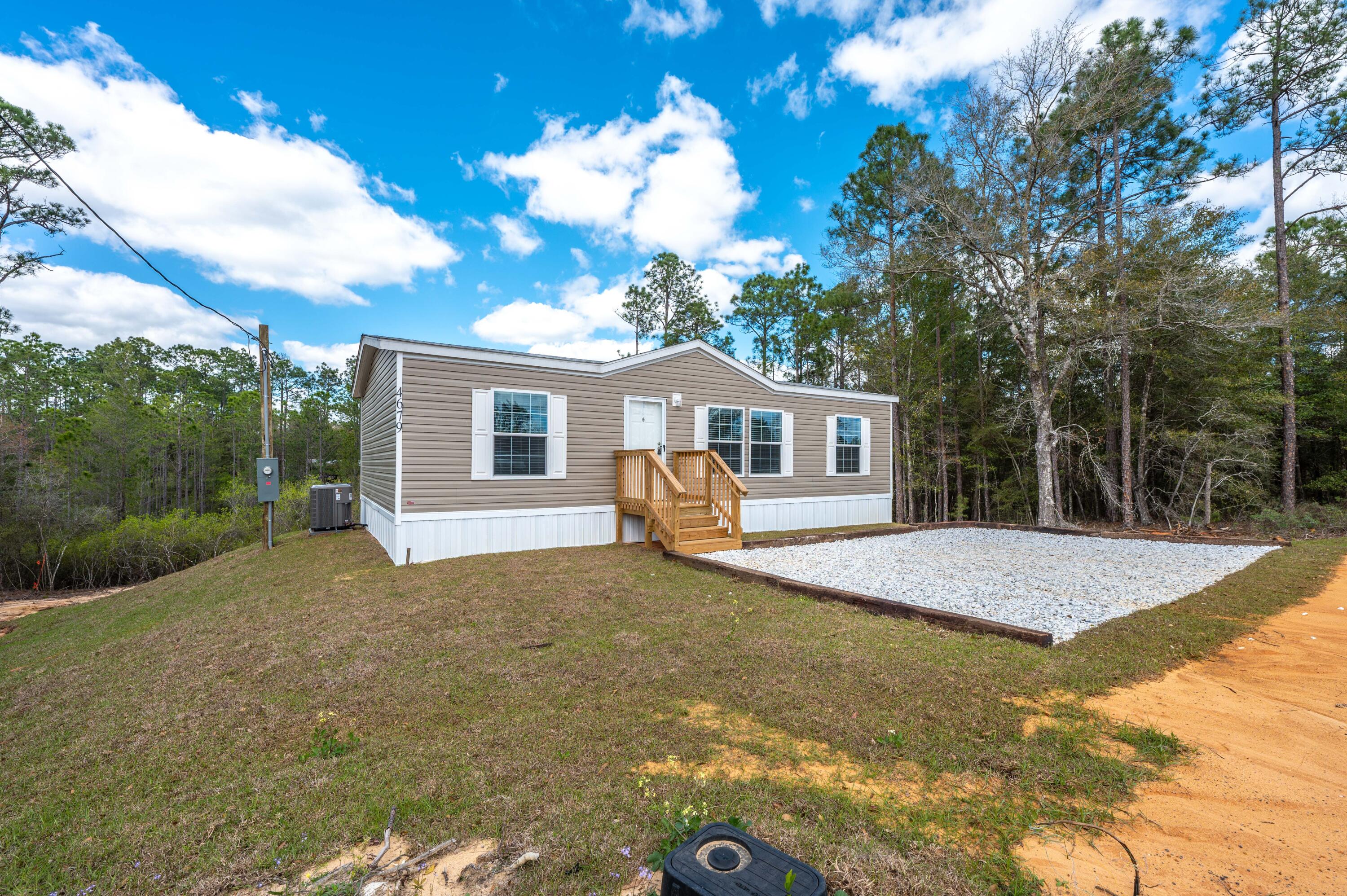 THE PINES - Residential