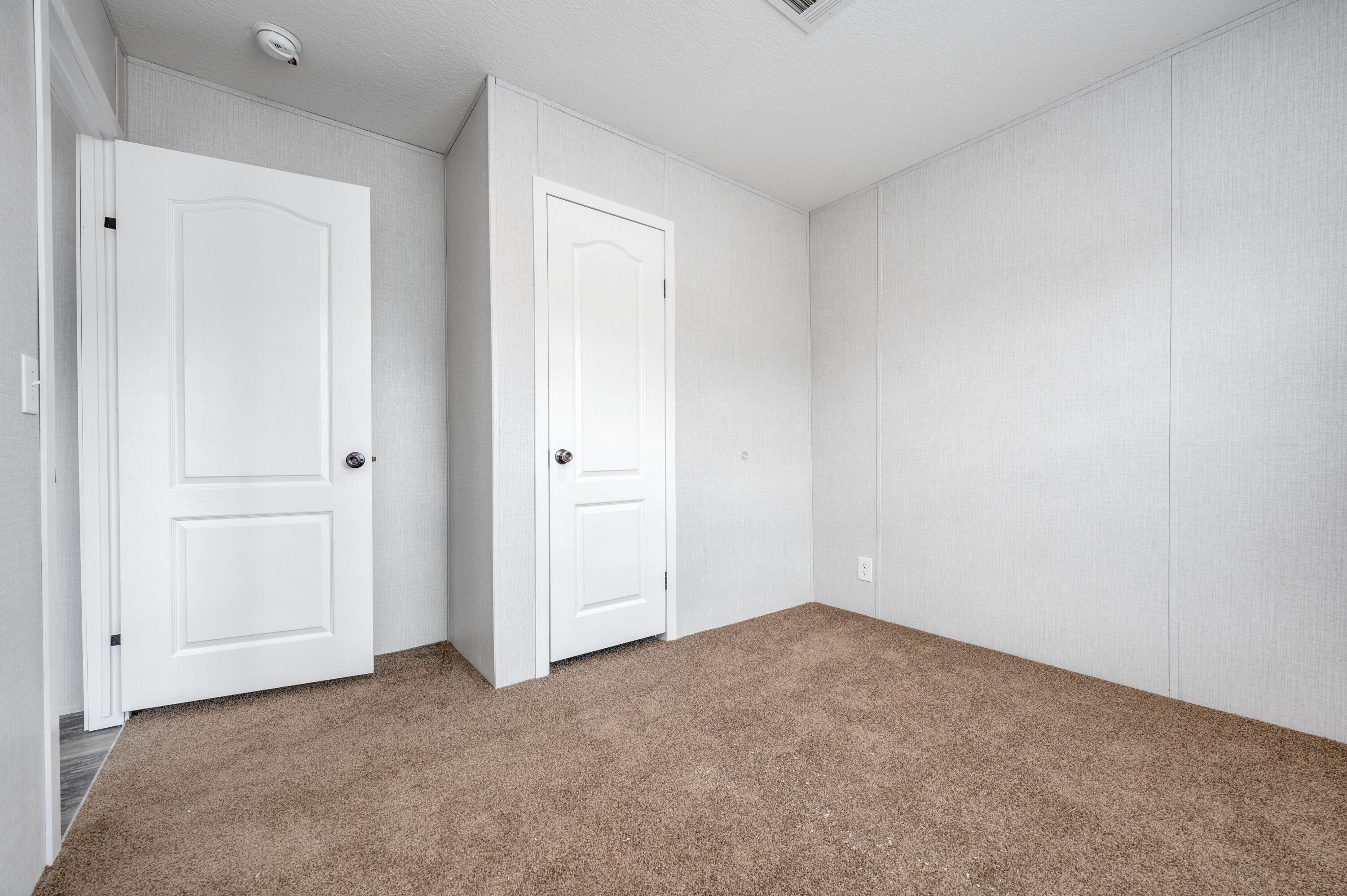 THE PINES - Residential