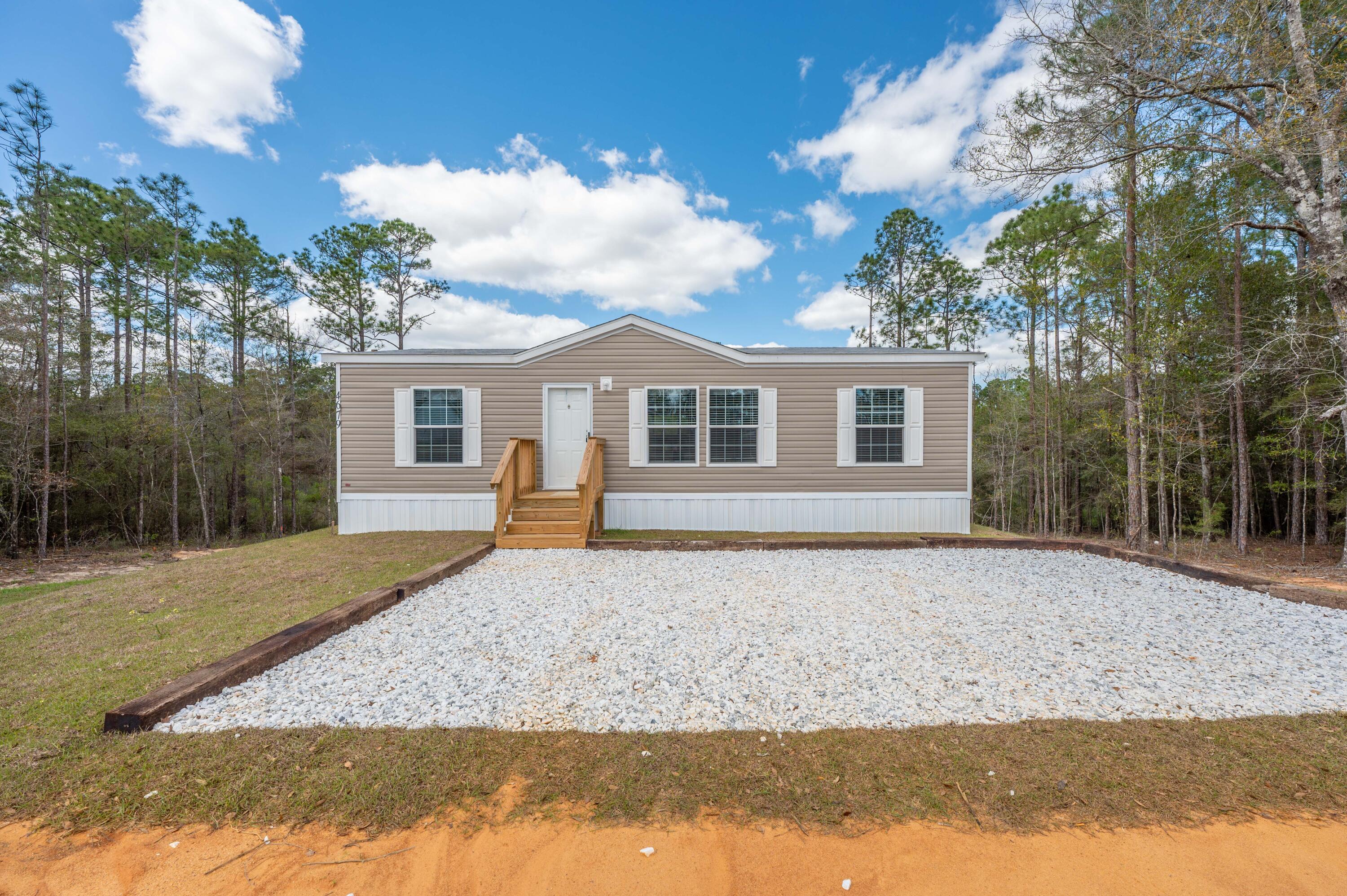 THE PINES - Residential