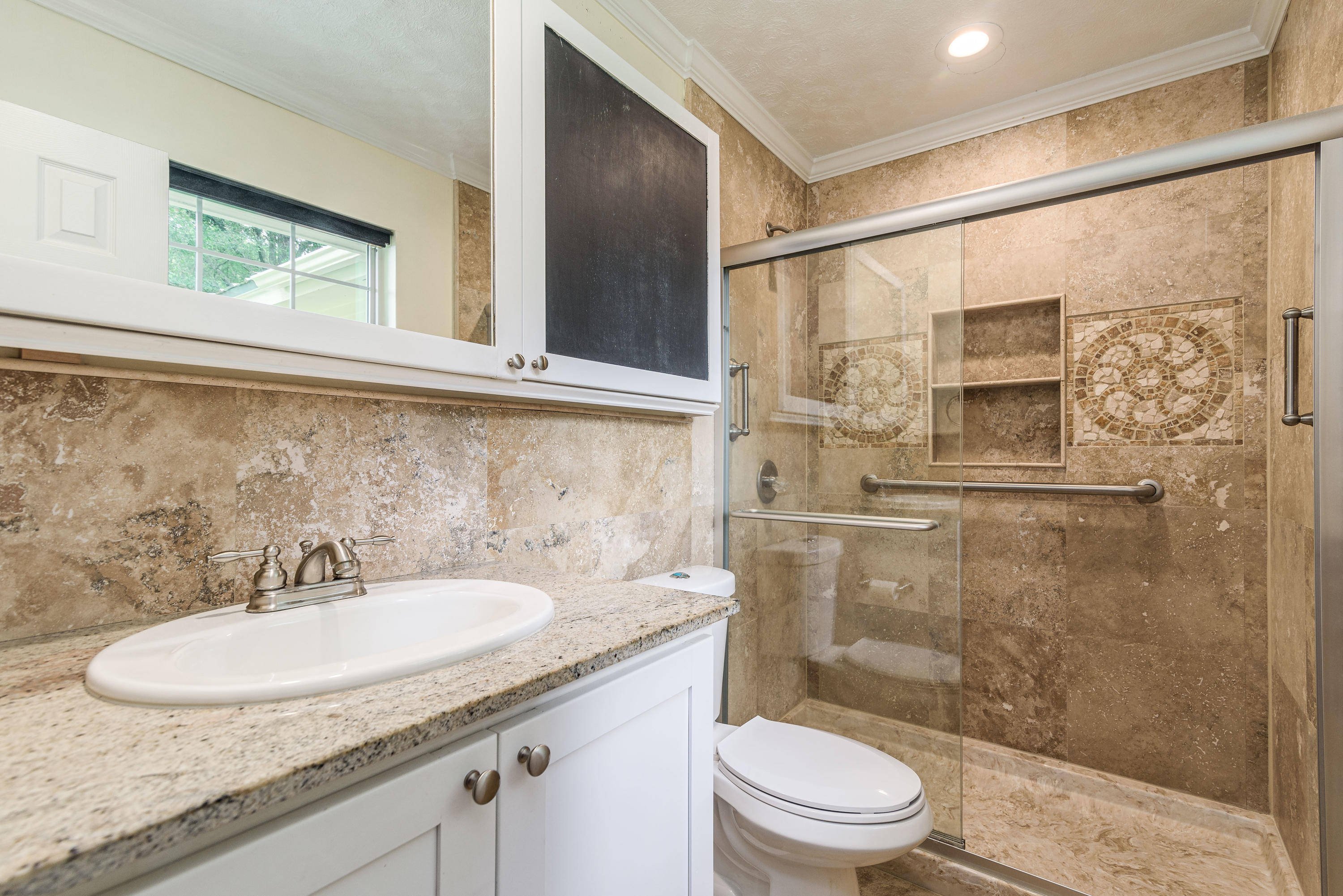 COUNTRY CLUB ESTATES 1ST ADDN - Residential