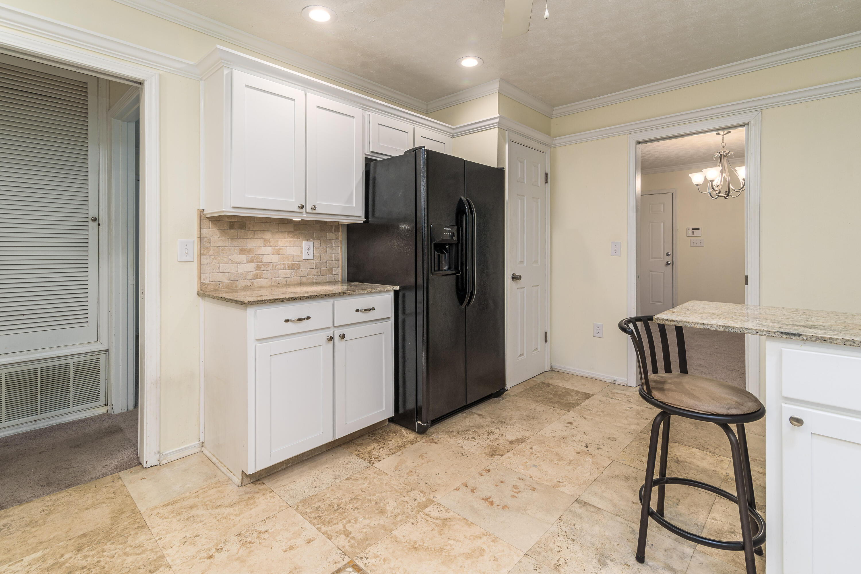 COUNTRY CLUB ESTATES 1ST ADDN - Residential