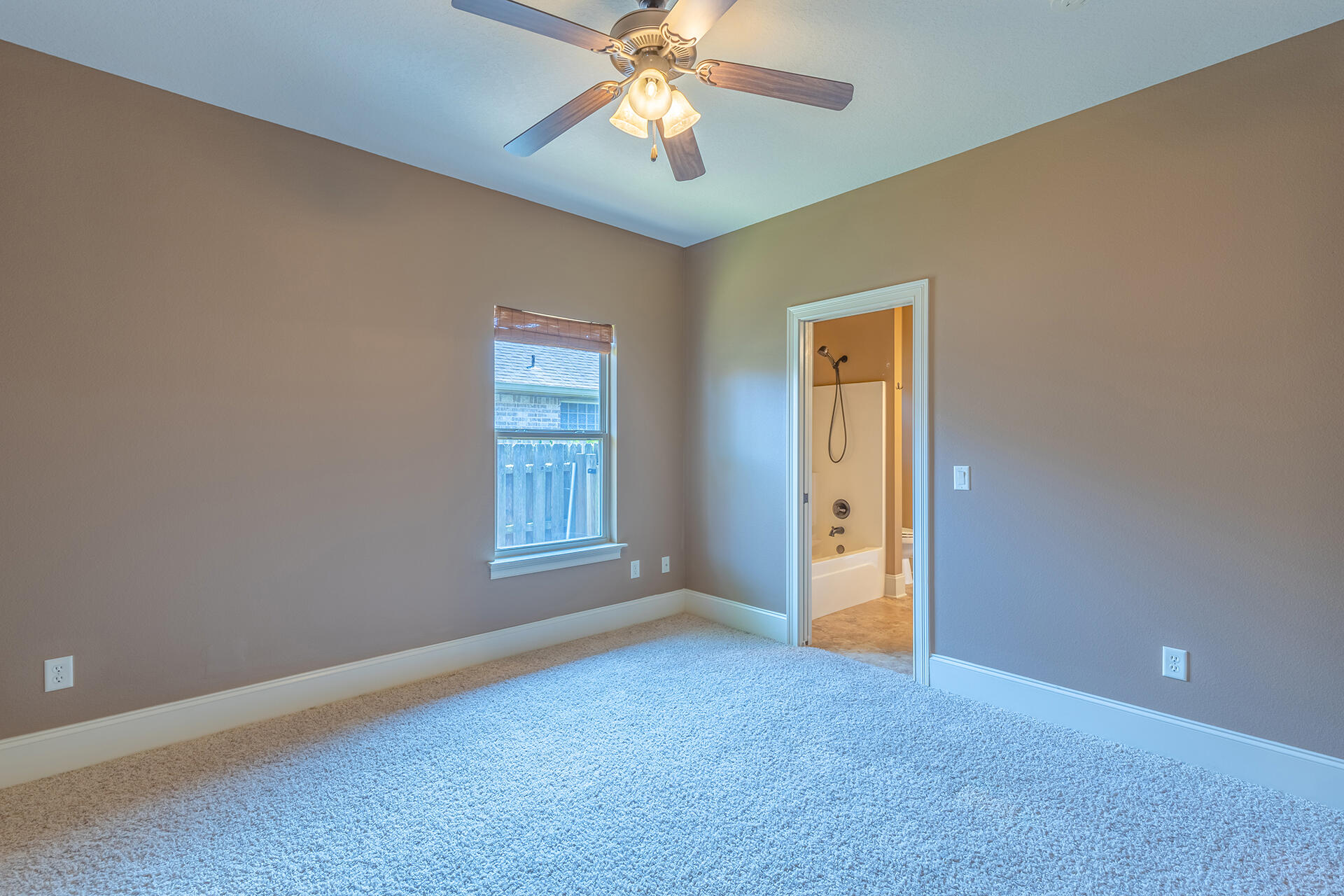HERITAGE PARK - Residential