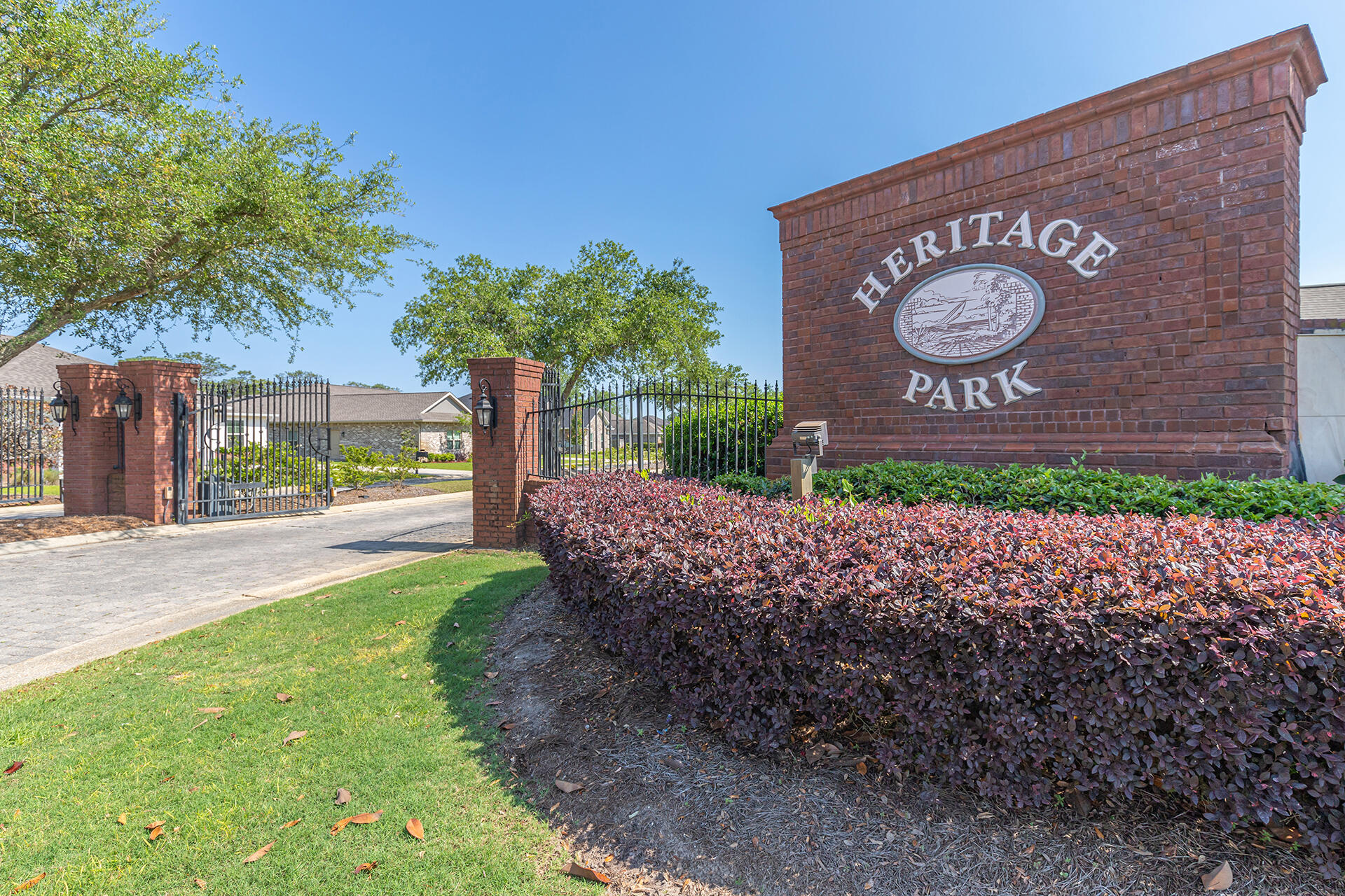 HERITAGE PARK - Residential