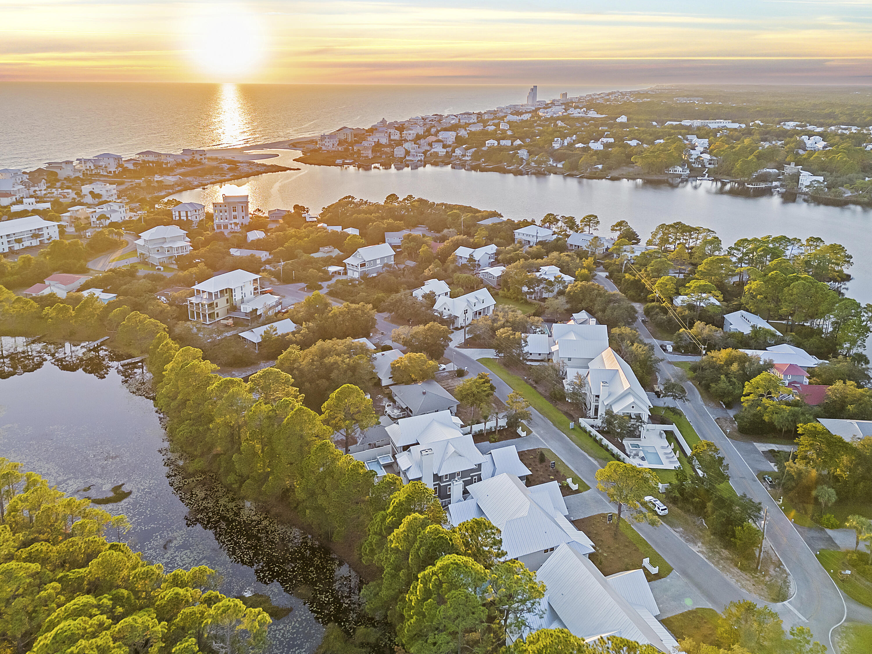 EASTERN LAKE ESTATES - Residential