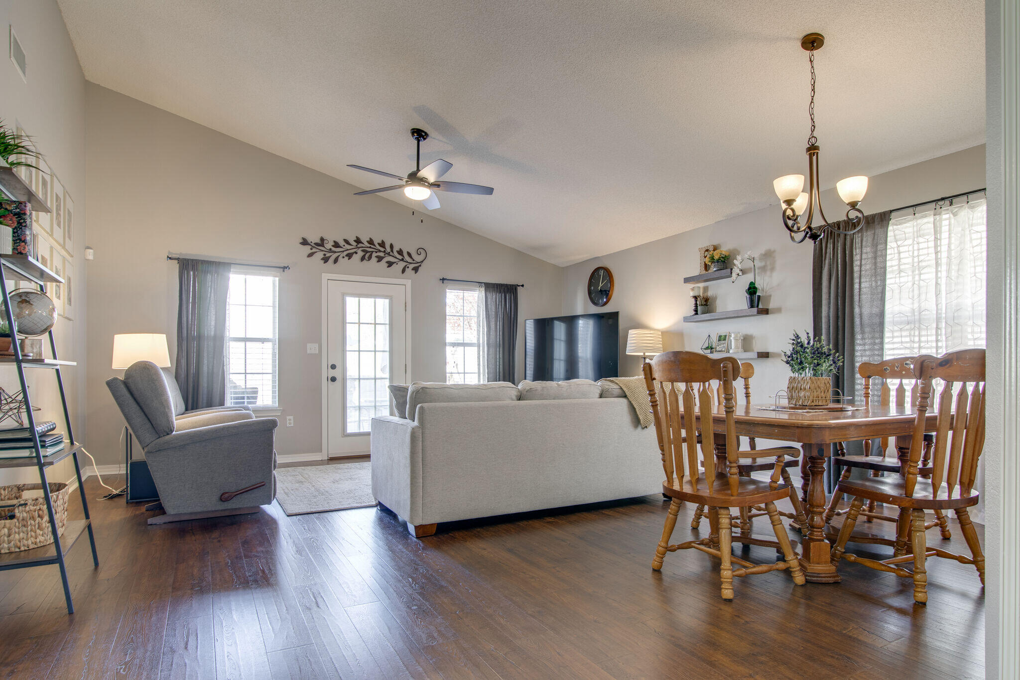 WATERFORD ESTATES S/D - Residential