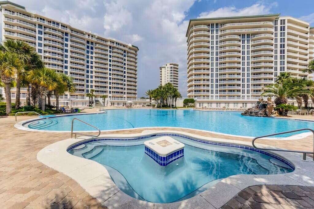 ST. LUCIA AT SILVER SHELLS - Residential
