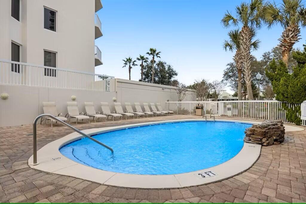 ST. LUCIA AT SILVER SHELLS - Residential