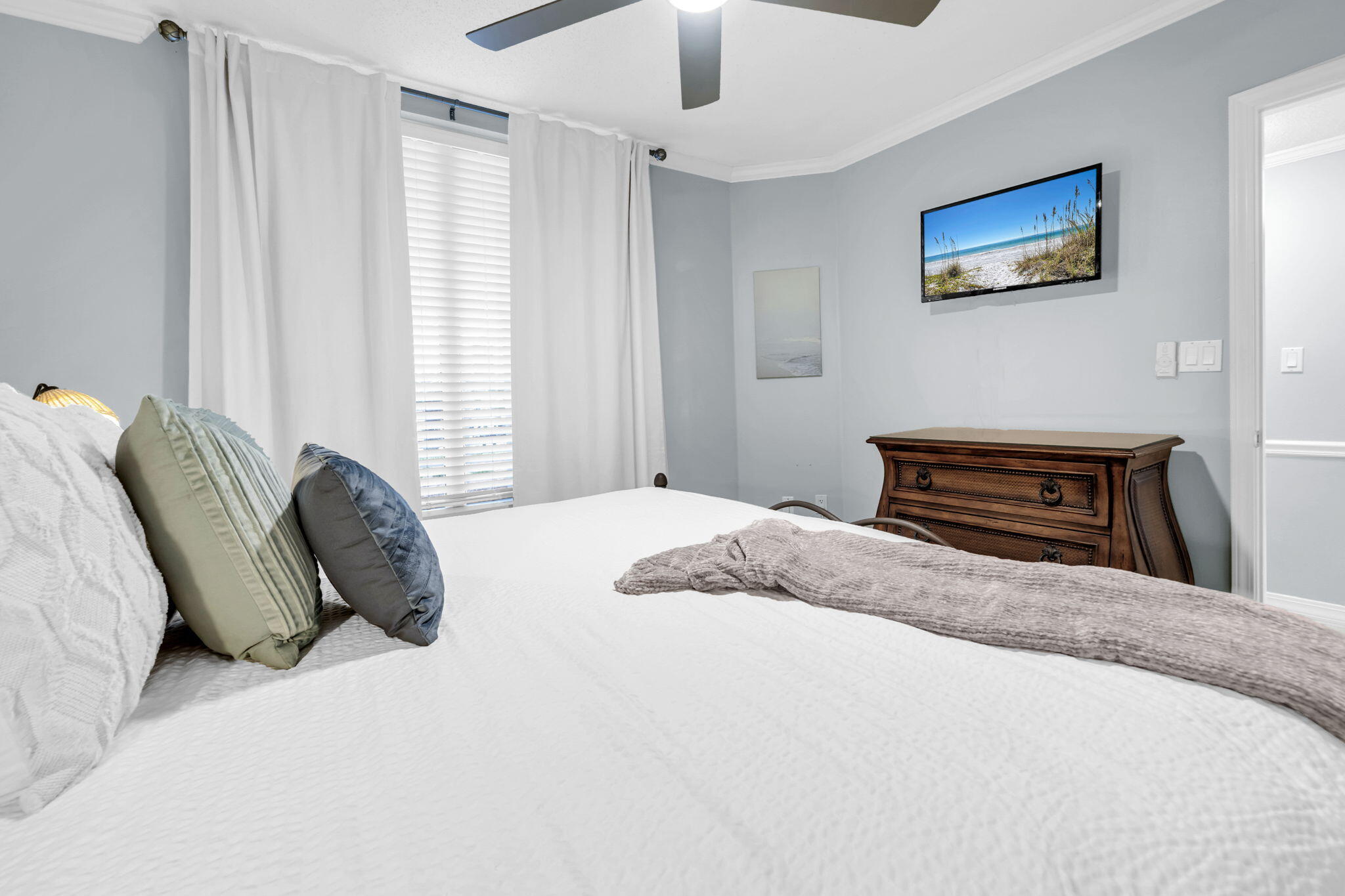 ISLAND PRINCESS CONDO UNIT 100 - Residential